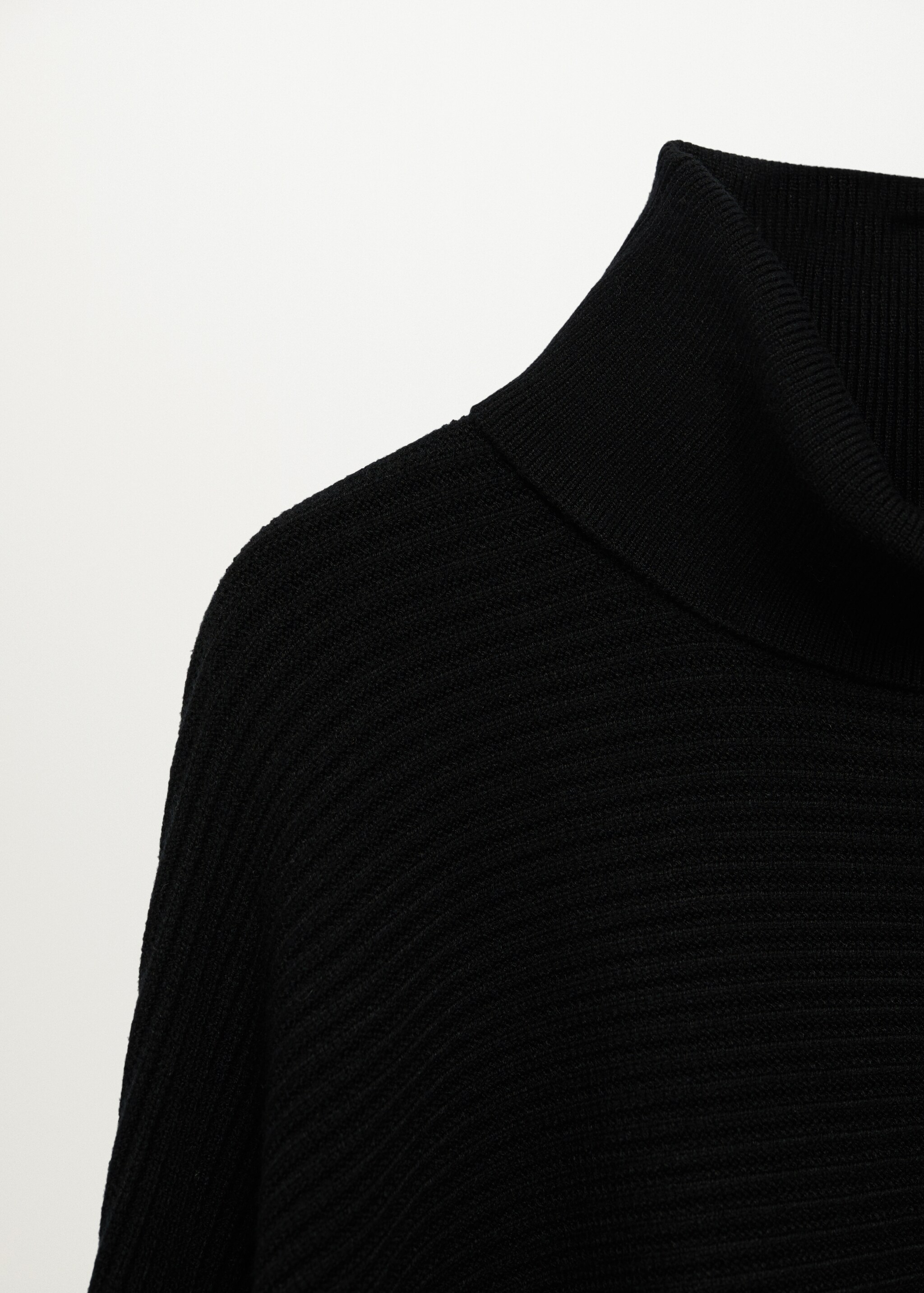 Jersey canalé cuello alto - Detalle del artículo 8