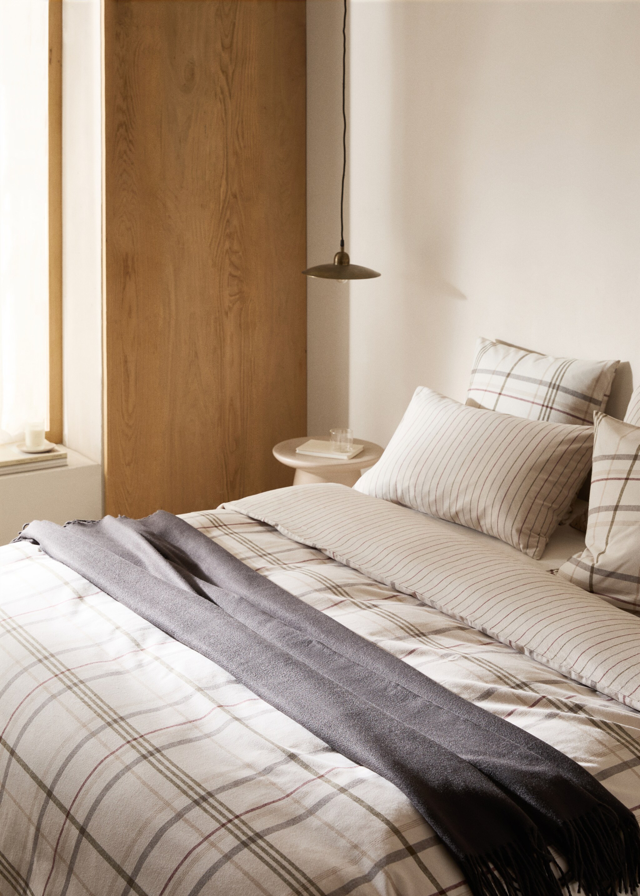 Reversible duvet cover flannel checkered flannel bed 90cm - Details of the article 7, Beige. Ref: 77007675-00.
