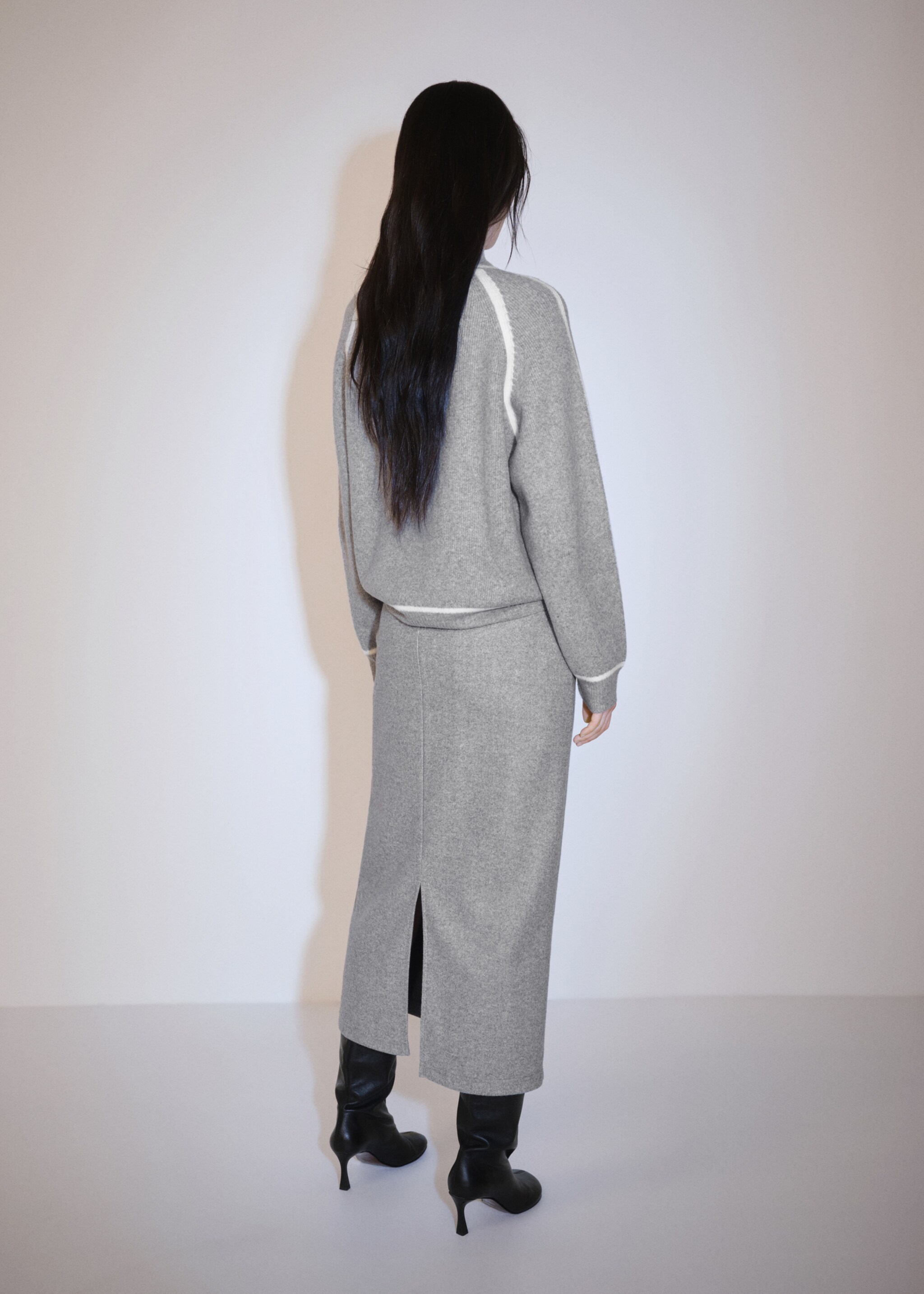 Turtleneck sweater with contrasting details - Reverse of the article, Medium Heather Grey. Ref: 77007682-00.