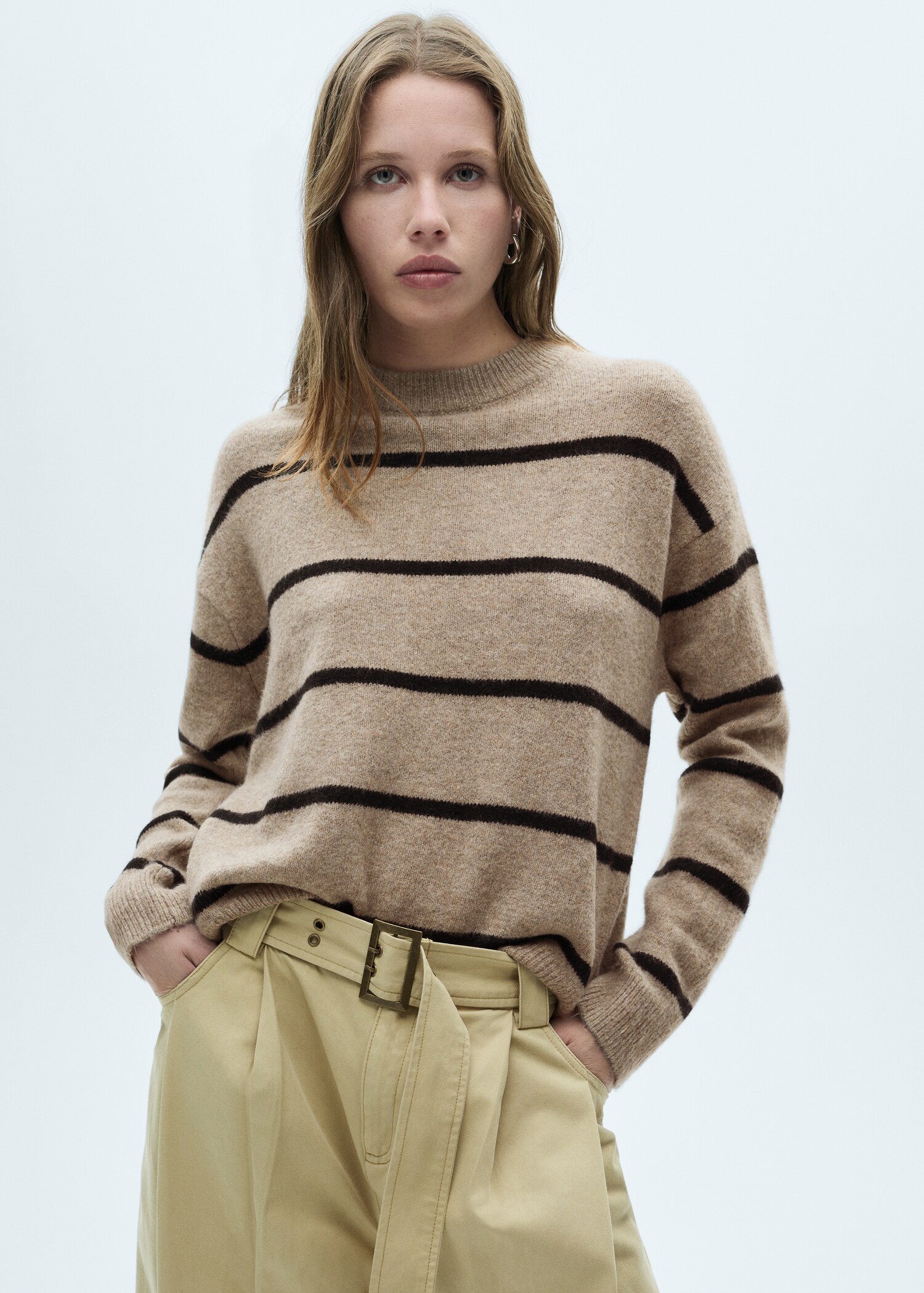 Knit striped sweater - Medium plane