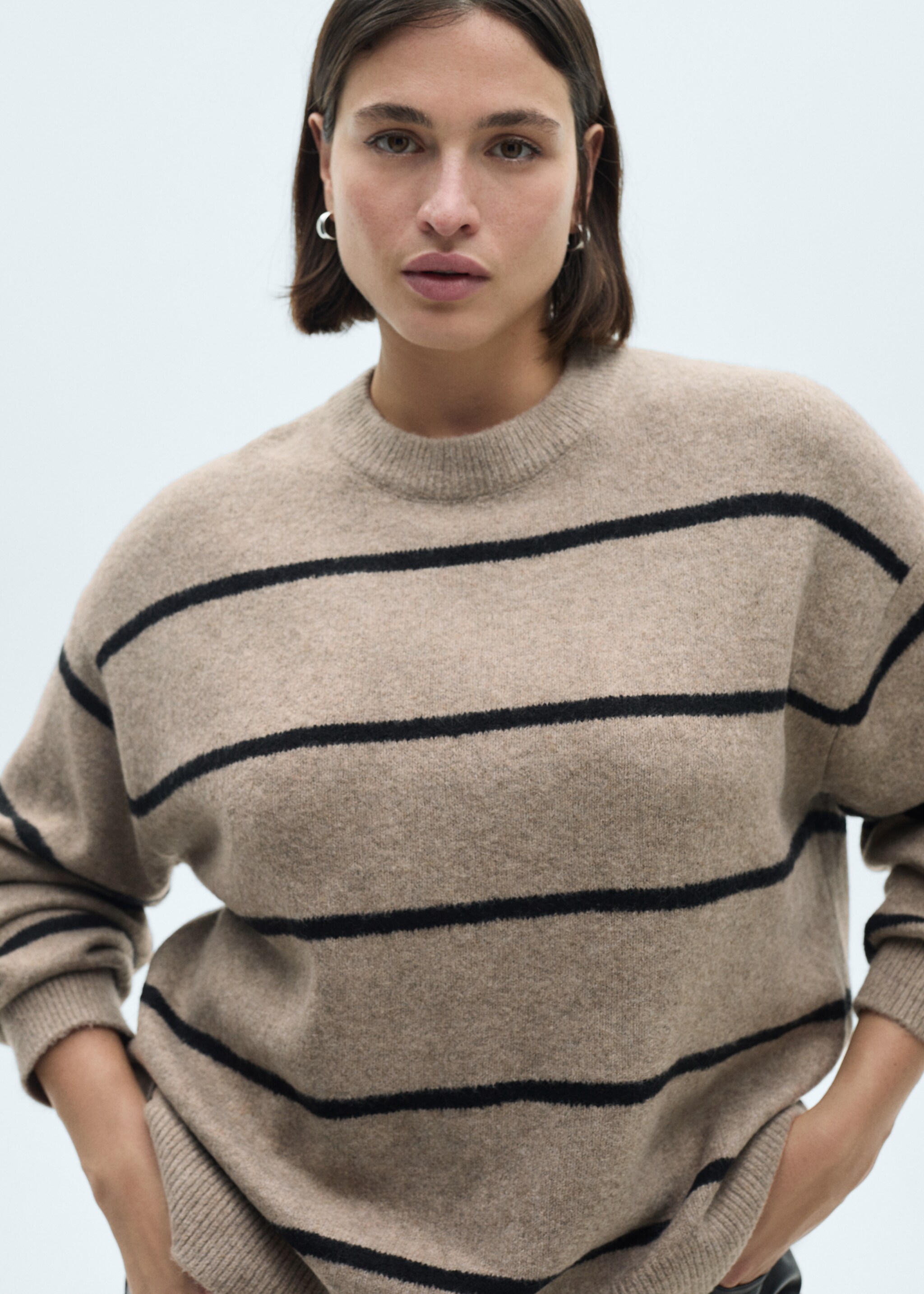 Knit striped sweater - Details of the article 5, Medium Brown. Ref: 77007694-00.