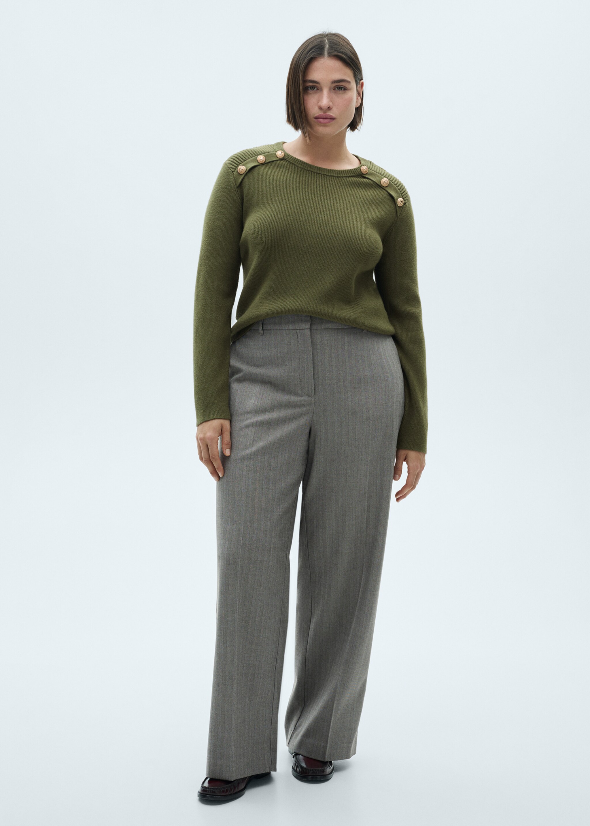Sweater with jewel buttons - Details of the article 3, Khaki. Ref: 77007698-00.