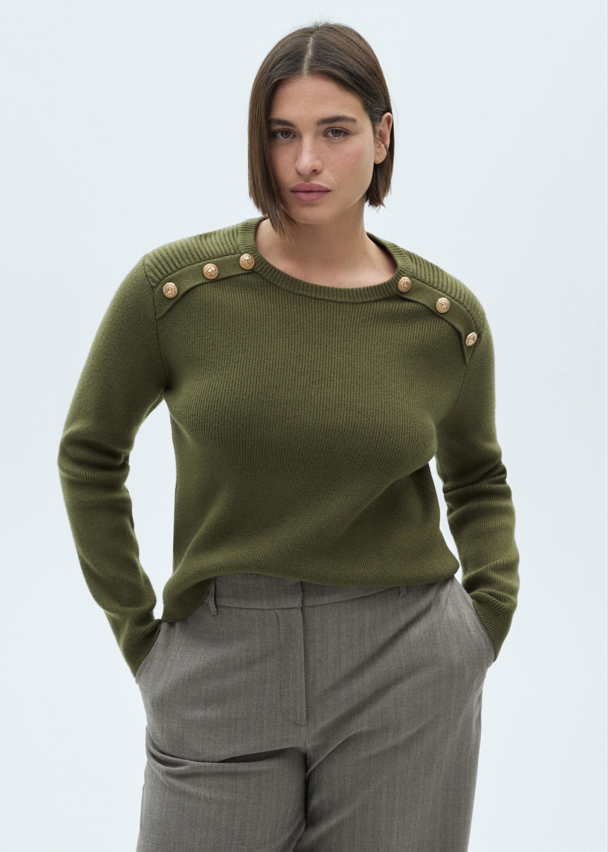 Sweater with jewel buttons - Details of the article 5, Khaki. Ref: 77007698-00.