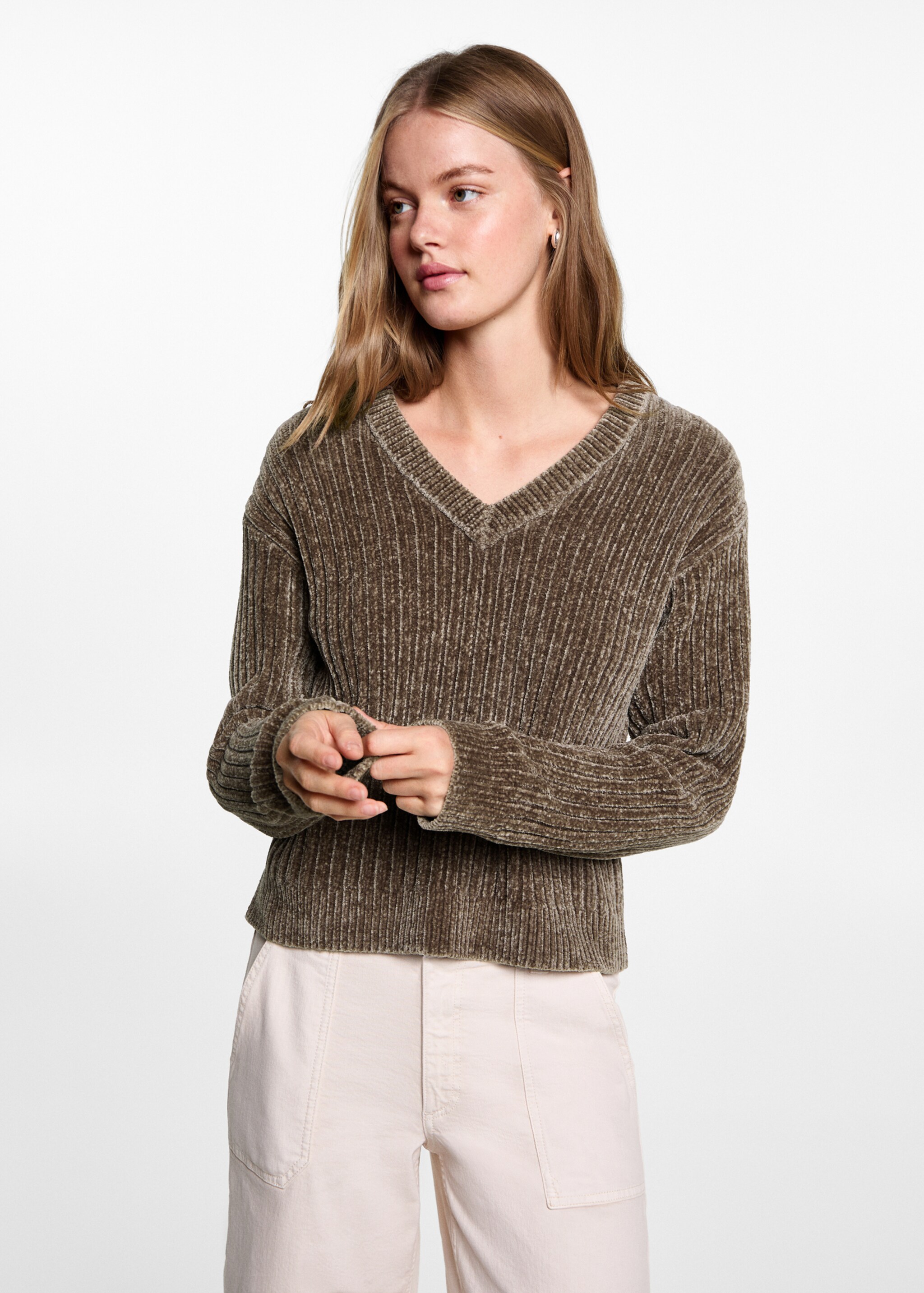 V-neck sweater - Medium plane, Brown. Ref: 77007702-00.