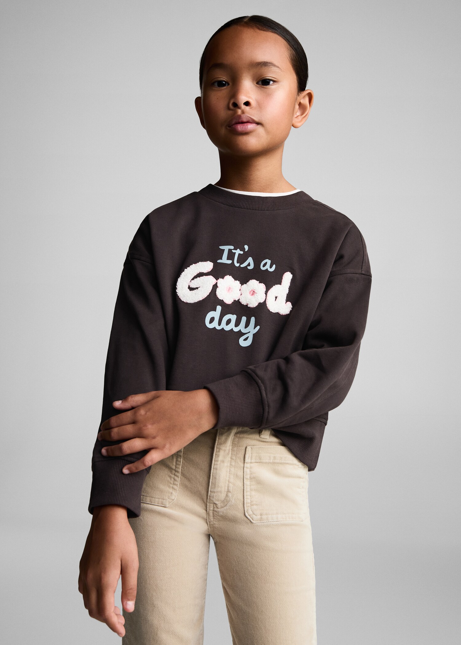 Sweat-shirt imprimé broderie - Plan moyen