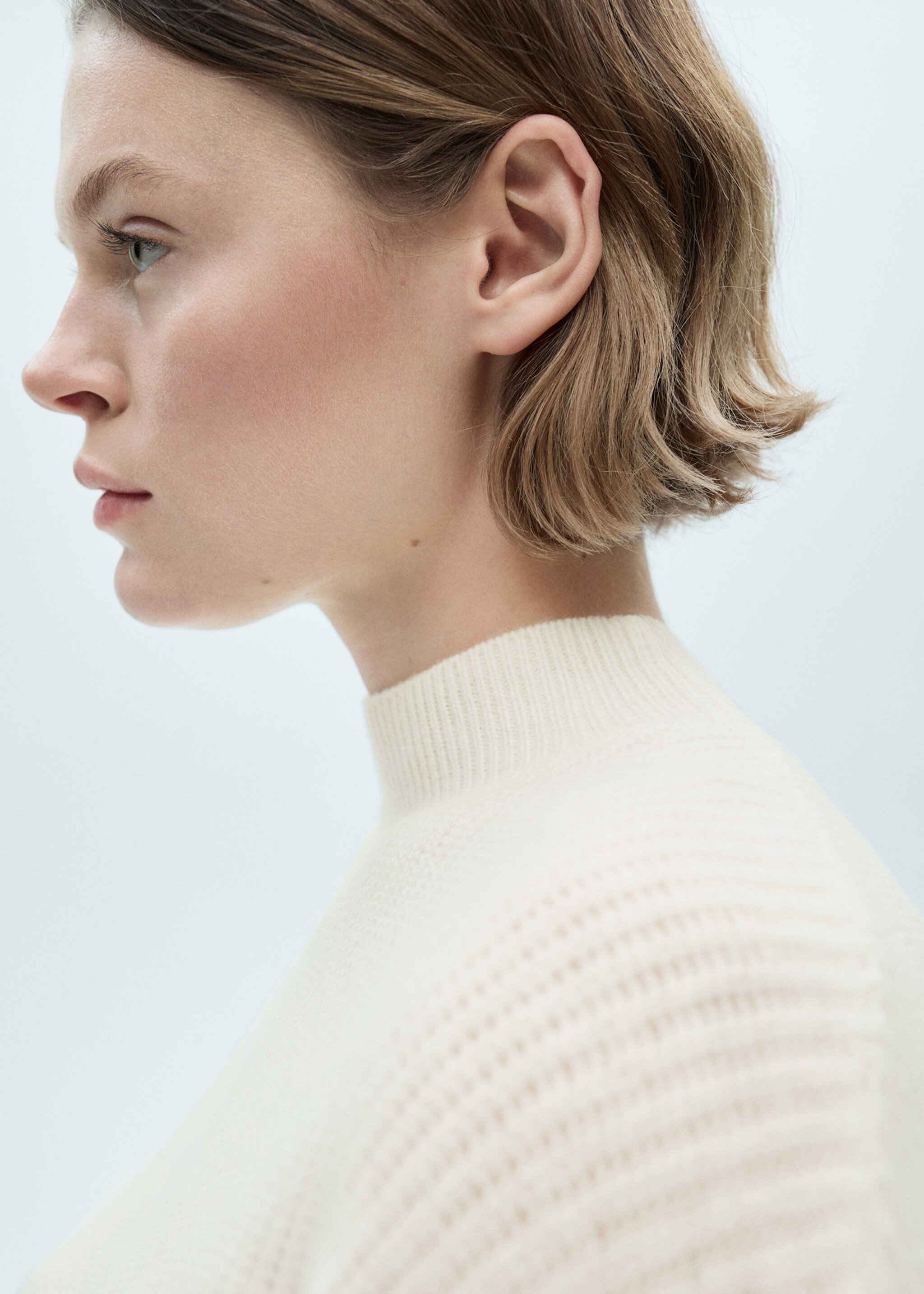 Pull-over en laine oversize - Détail de l'article 1, Écru. Ref: 77007722-00.