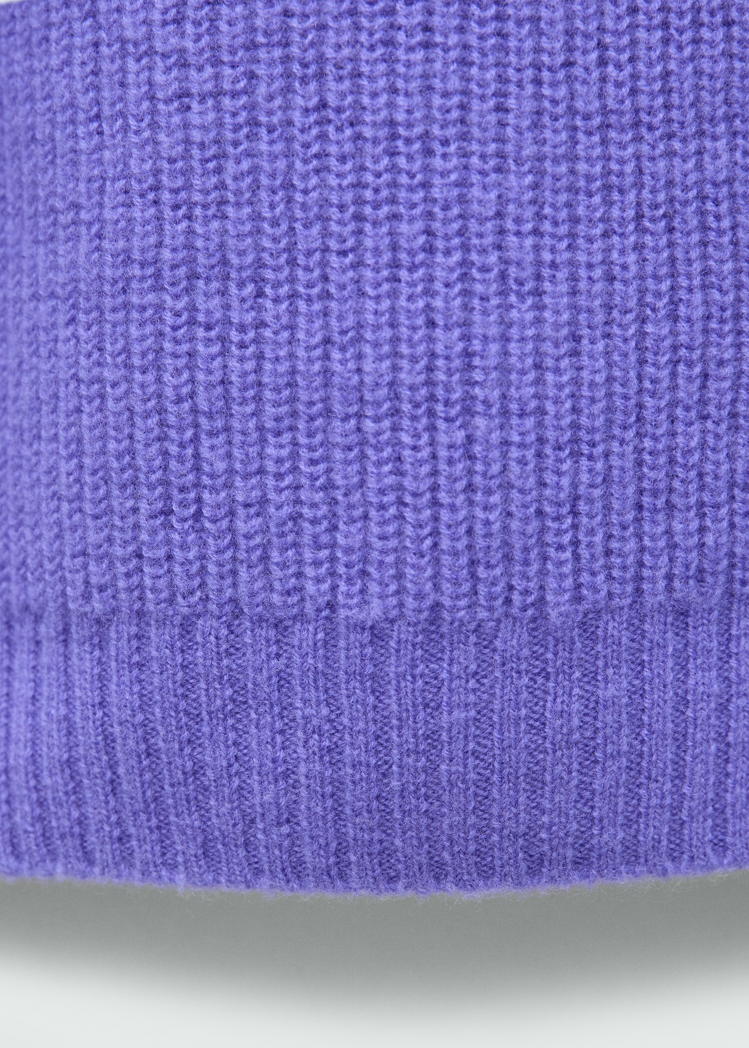 Short-sleeved wool sweater - Details of the article 0
