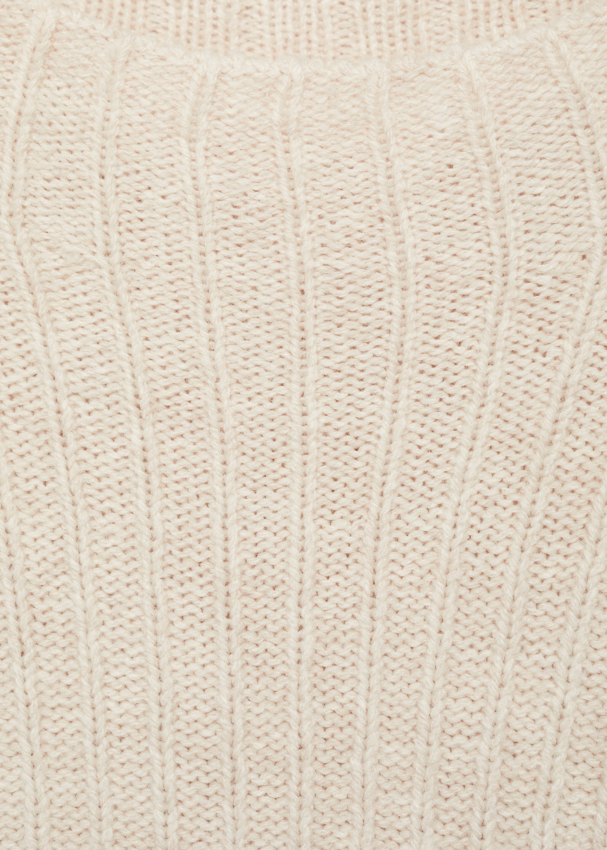 Pull-over col montant coutures - Détail de l'article 8, Écru. Ref: 77007731-00.