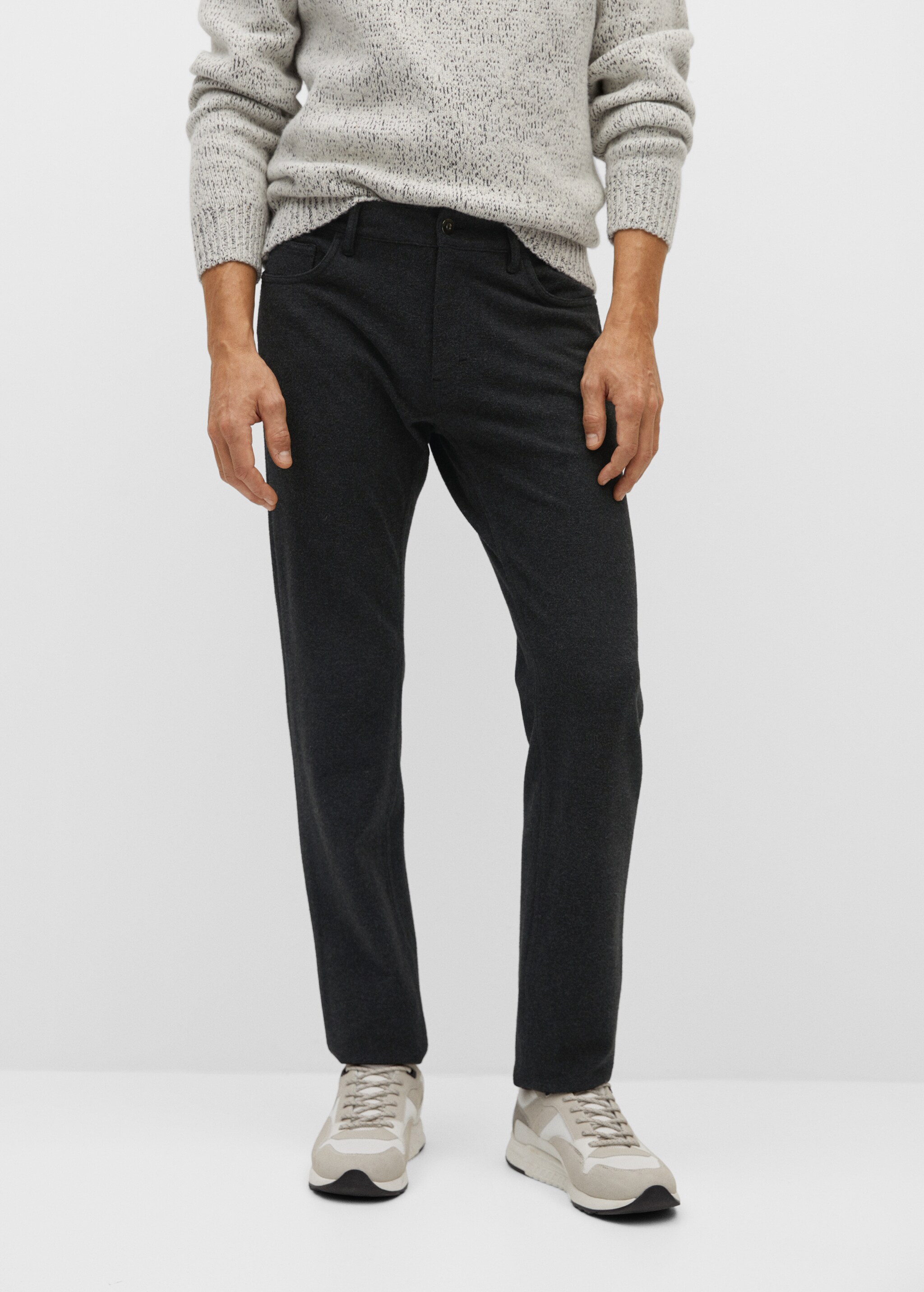 Pantalón slim fit comfort - Plano medio
