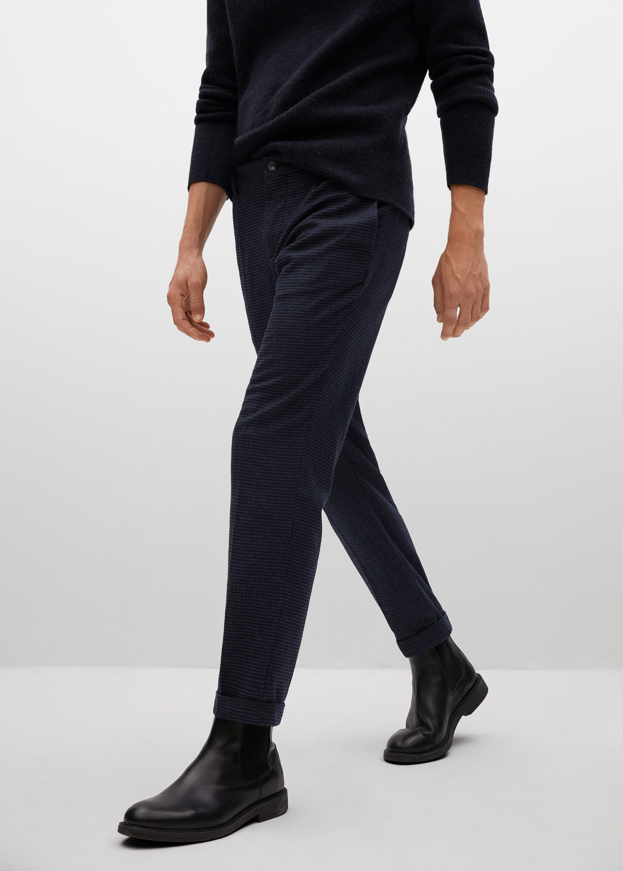 Pantalón lana micro pata de gallo - Plano medio