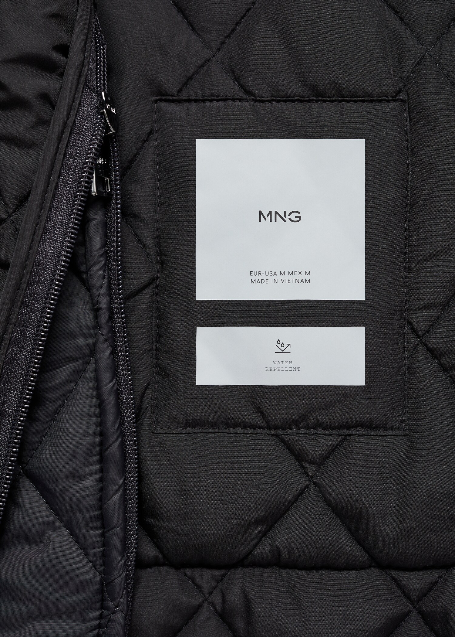 Water-repellent quilted jacket - Details of the article 0
