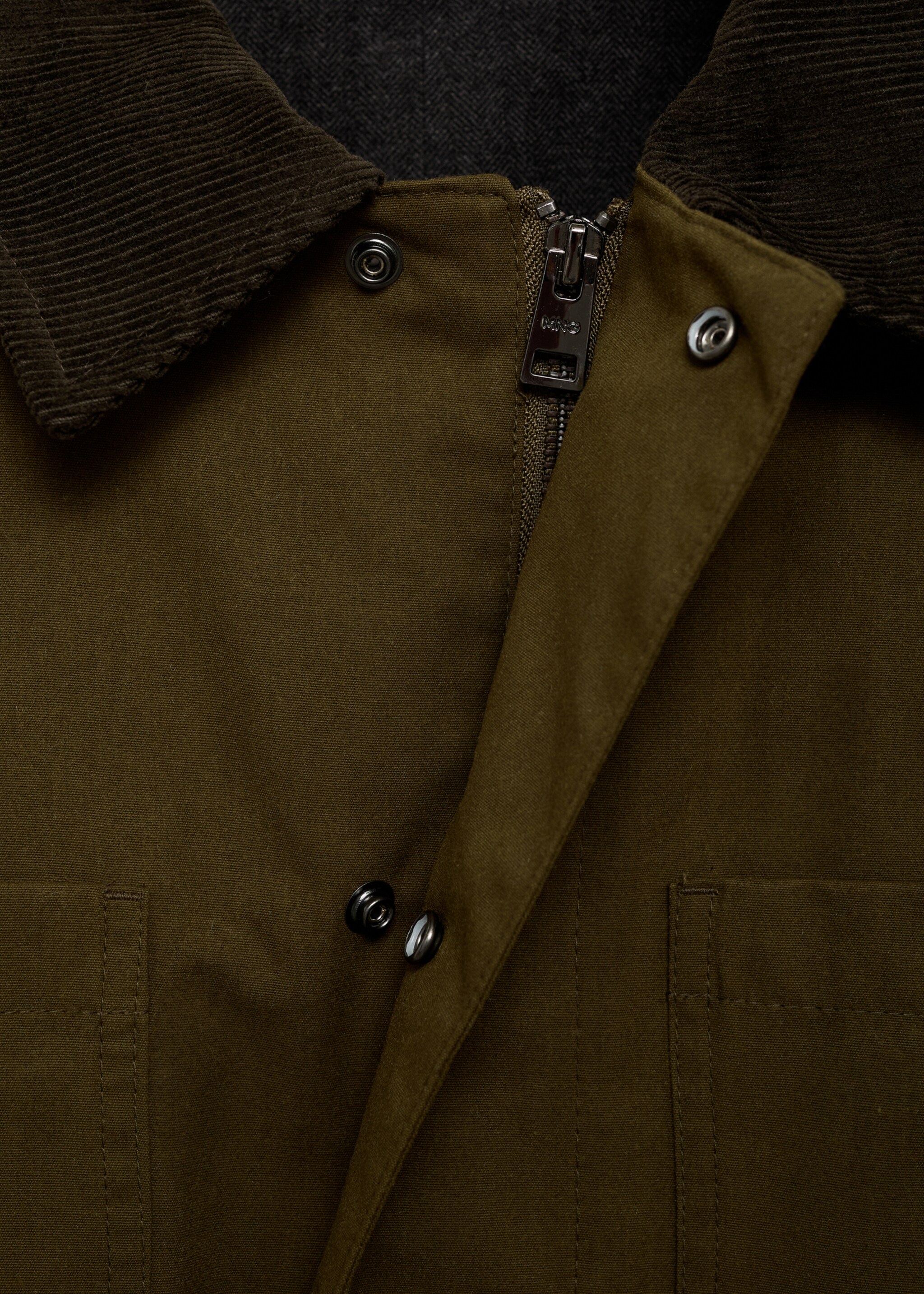Water-repellent cotton jacket - Details of the article 8, Khaki. Ref: 77007923-00.