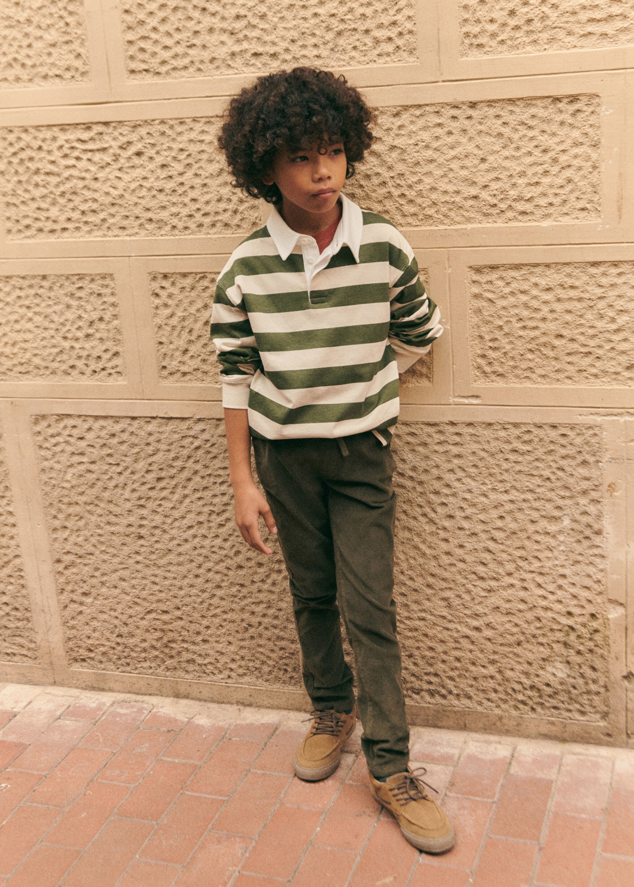 Corduroy trousers with elastic waist - Details of the article 5, Khaki. Ref: 77007935-00.