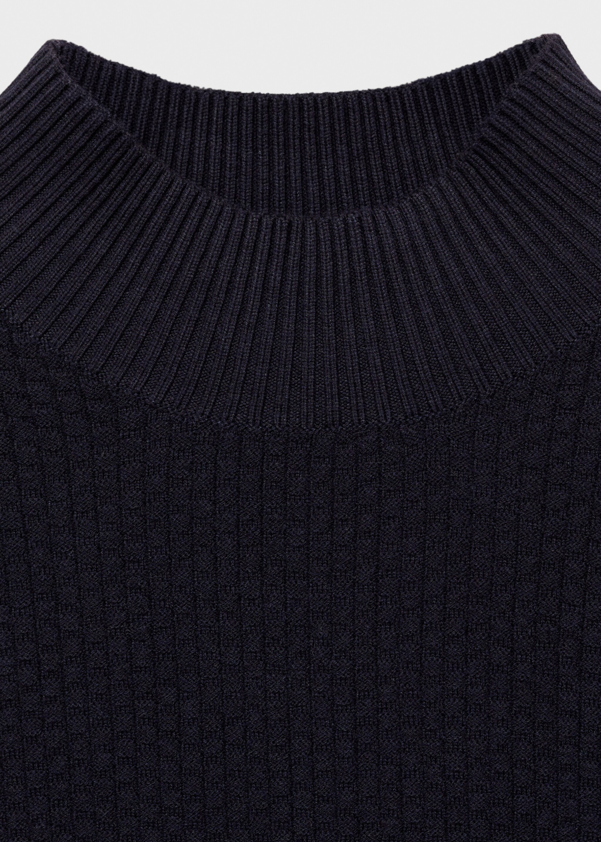 Pull-over coton structuré col montant - Détail de l'article 8, Bleu marine foncé. Ref: 77007943-00.