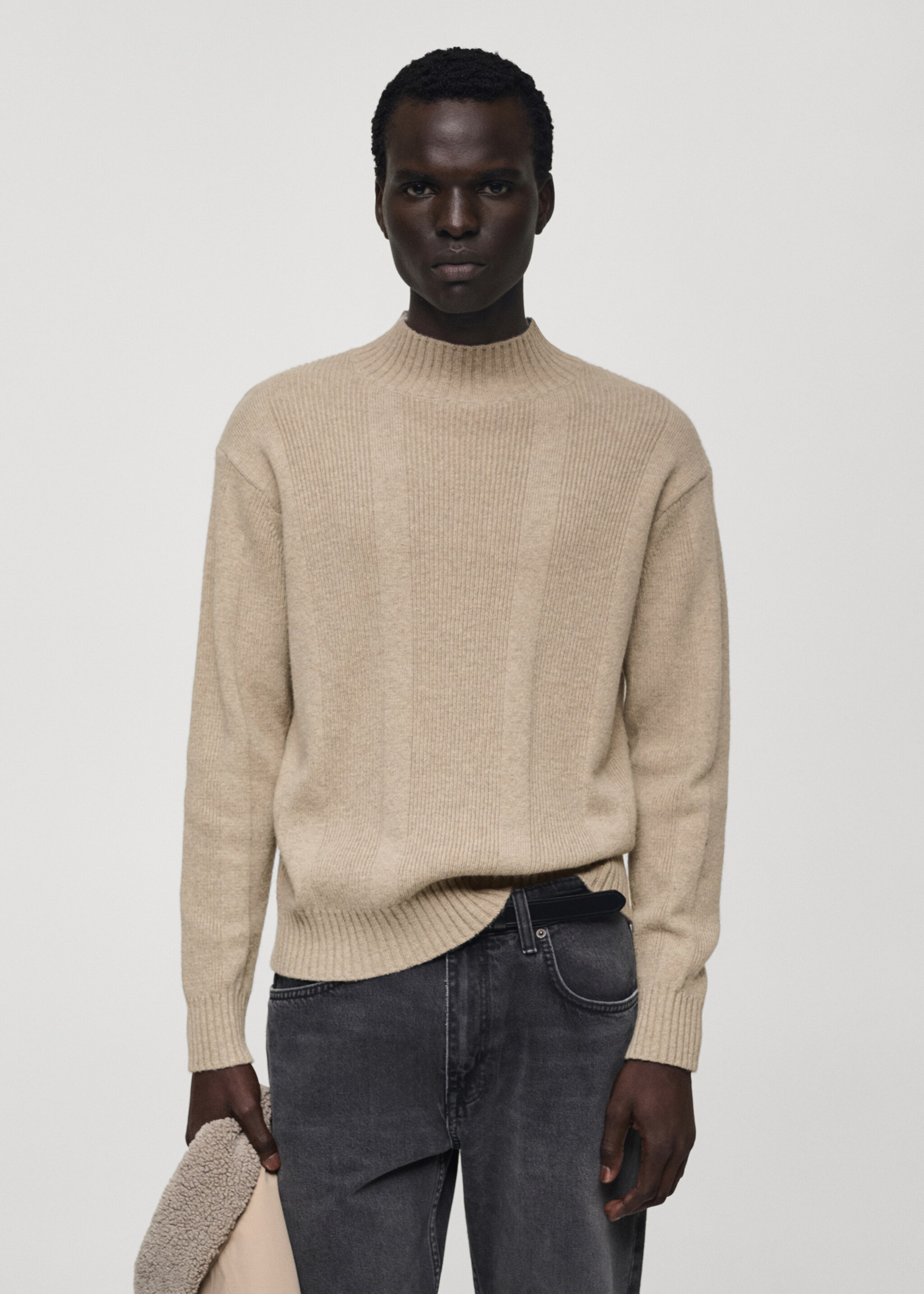 Knitted sweater with wool structure - Medium plane, Mink Grey. Ref: 77007946-00.