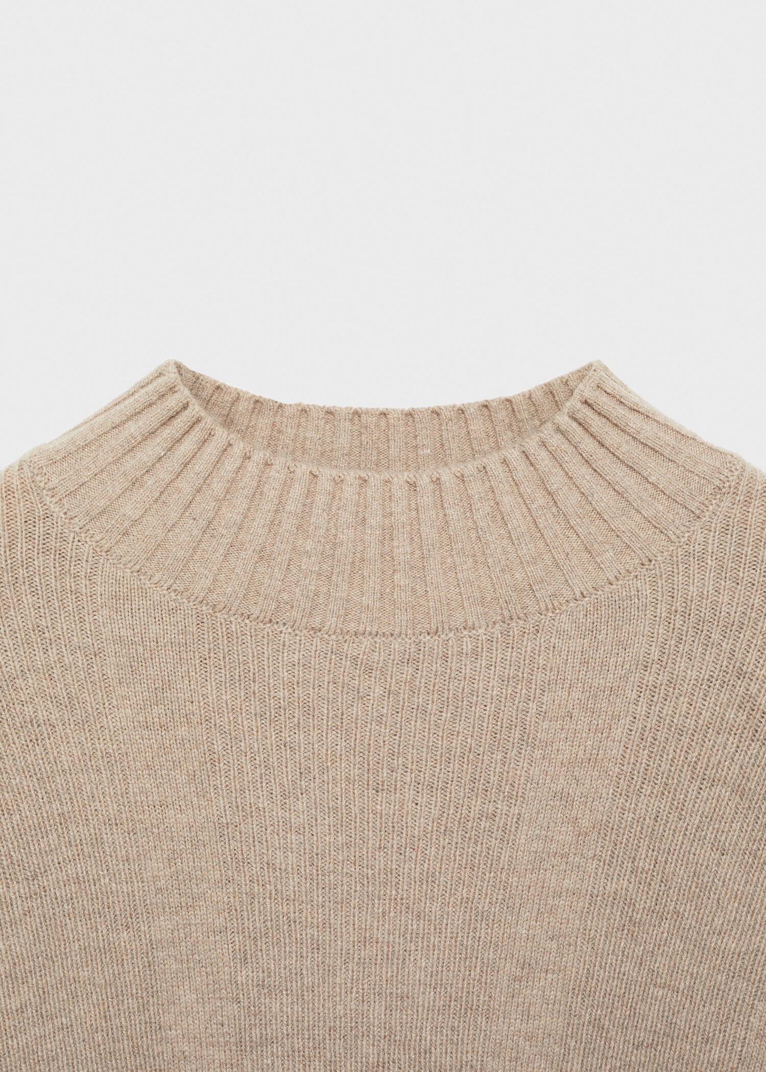 Knitted sweater with wool structure - Details of the article 8