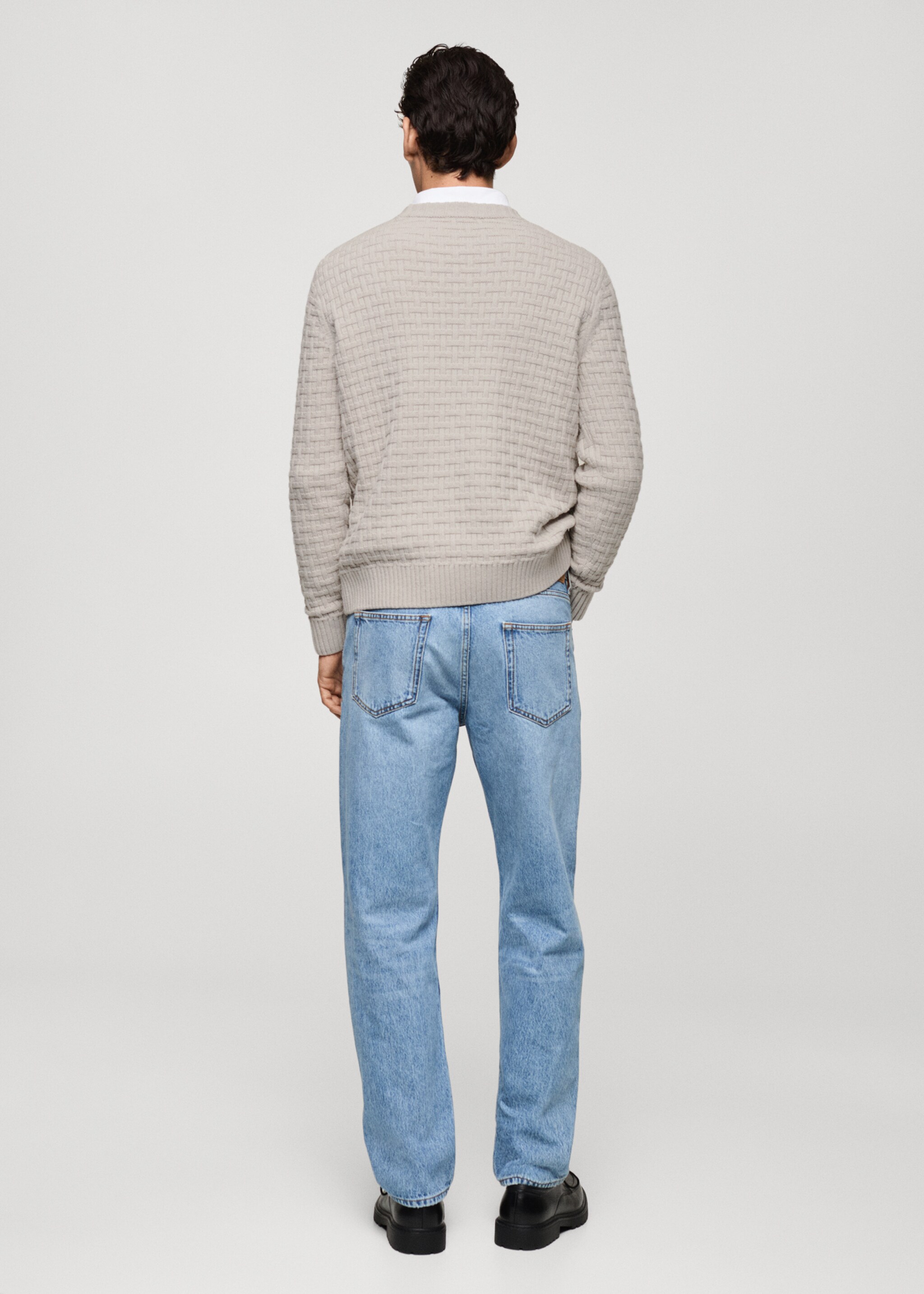 Crossed knit sweater - Reverse of the article, Sand. Ref: 77007949-00.