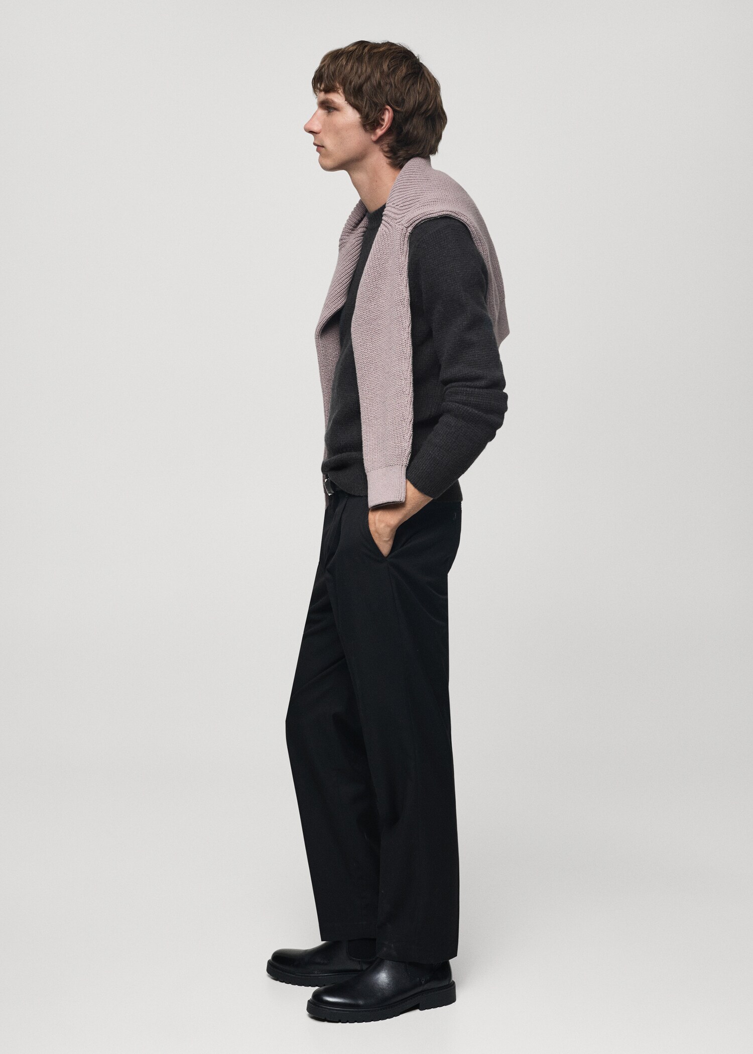 Knitted sweater with check structure - Details of the article 2