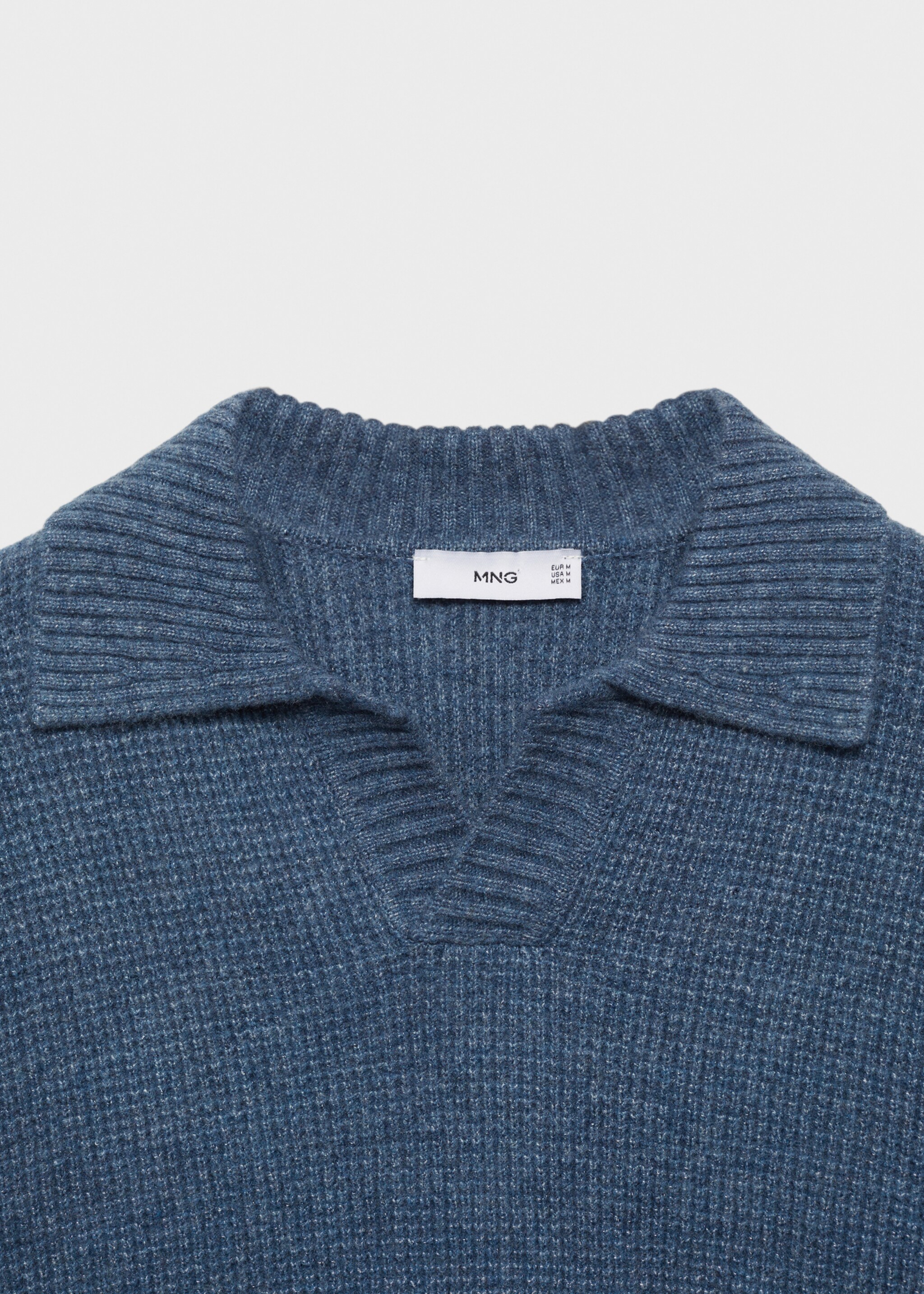 Knitted structured check polo sweater - Details of the article 8, China Blue. Ref: 77007952-00.