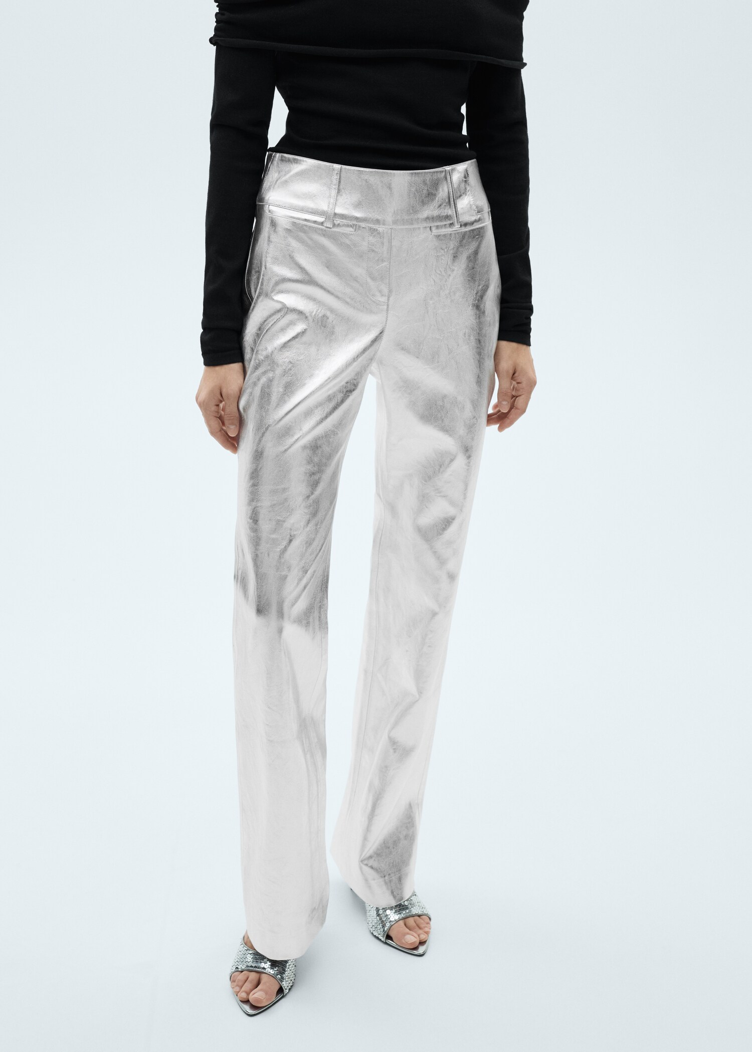 Metallic straight-fit trousers - Medium plane