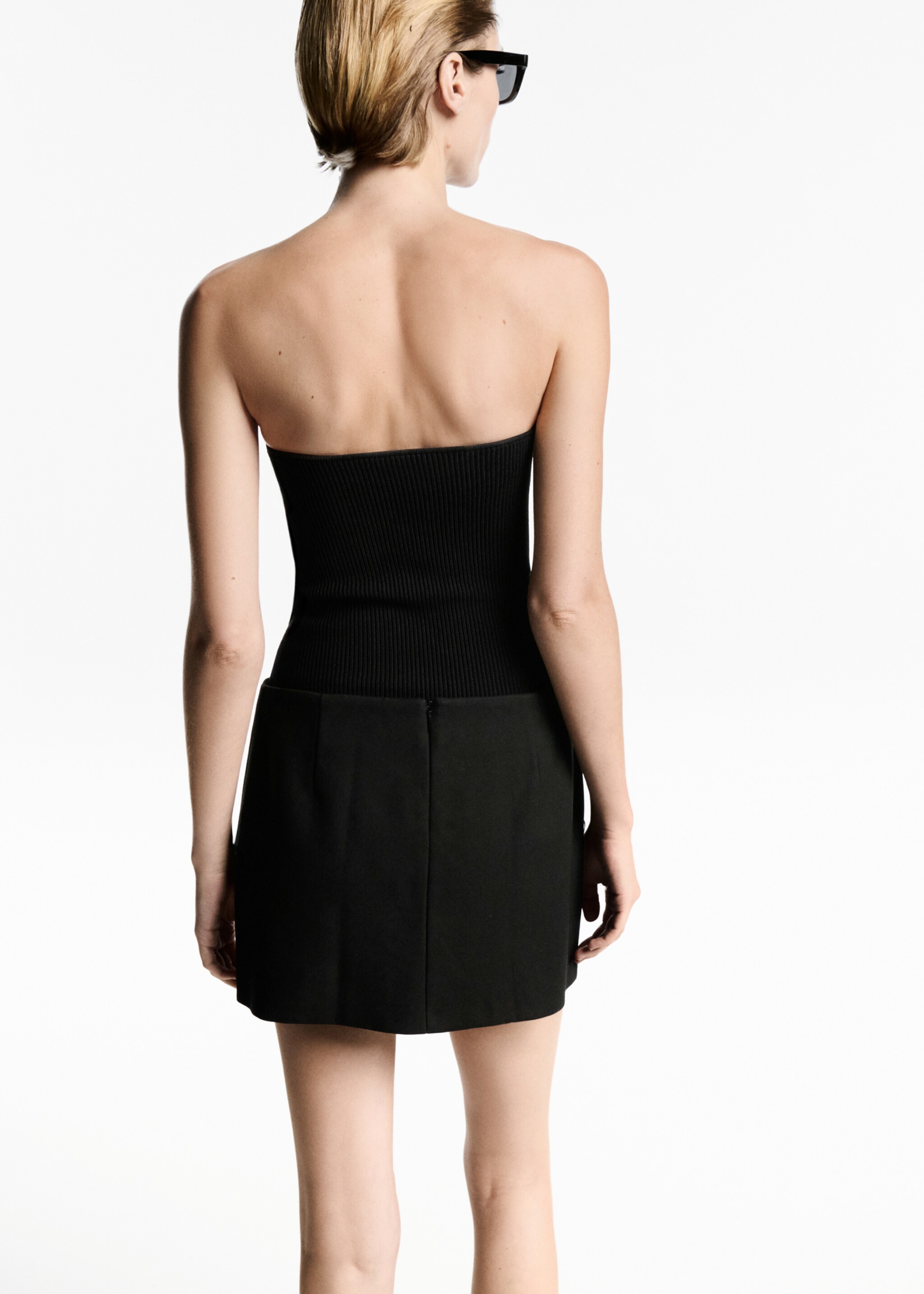 Knitted top with sweetheart neckline - Reverse of the article, Black. Ref: 77009041-00.
