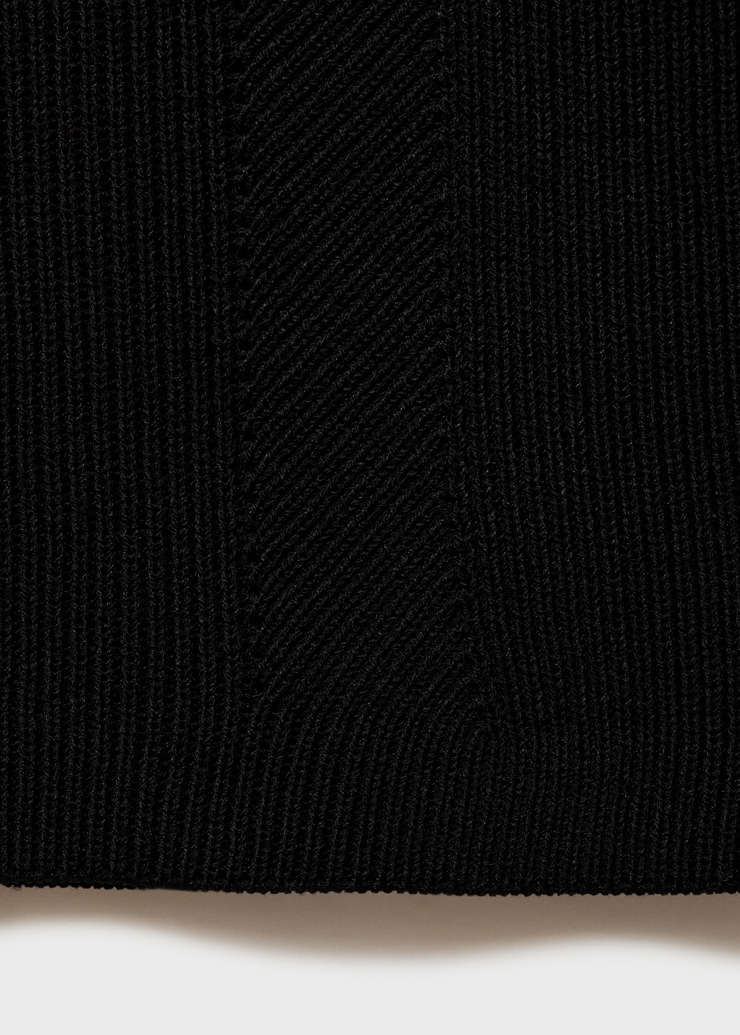 Heart-neckline knitted dress - Details of the article 0