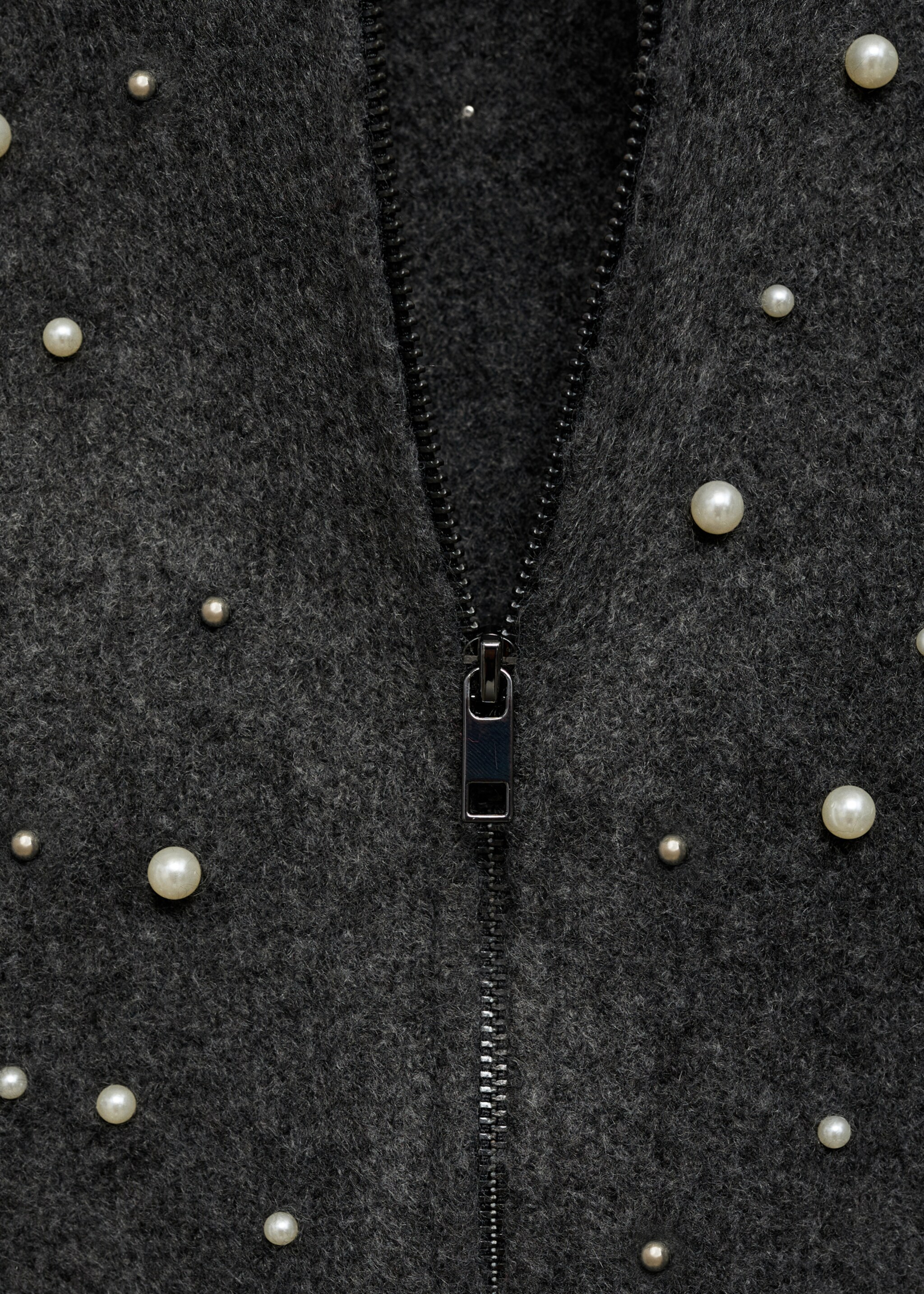 Knitted jacket with pearl details - Details of the article 8, Light Heather Grey. Ref: 77009043-00.