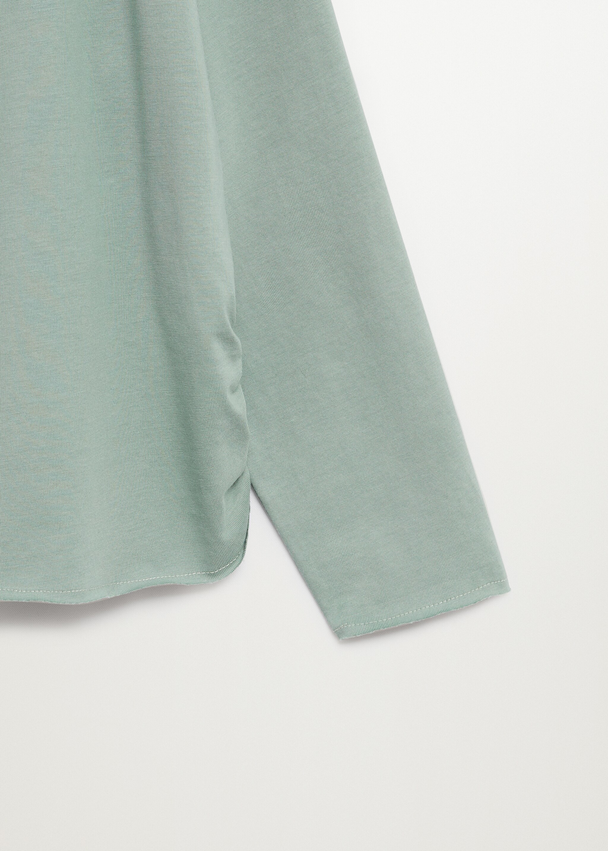 T-Shirt aus Bio-Baumwolle mit Raffdetails - Detail des Artikels 8
