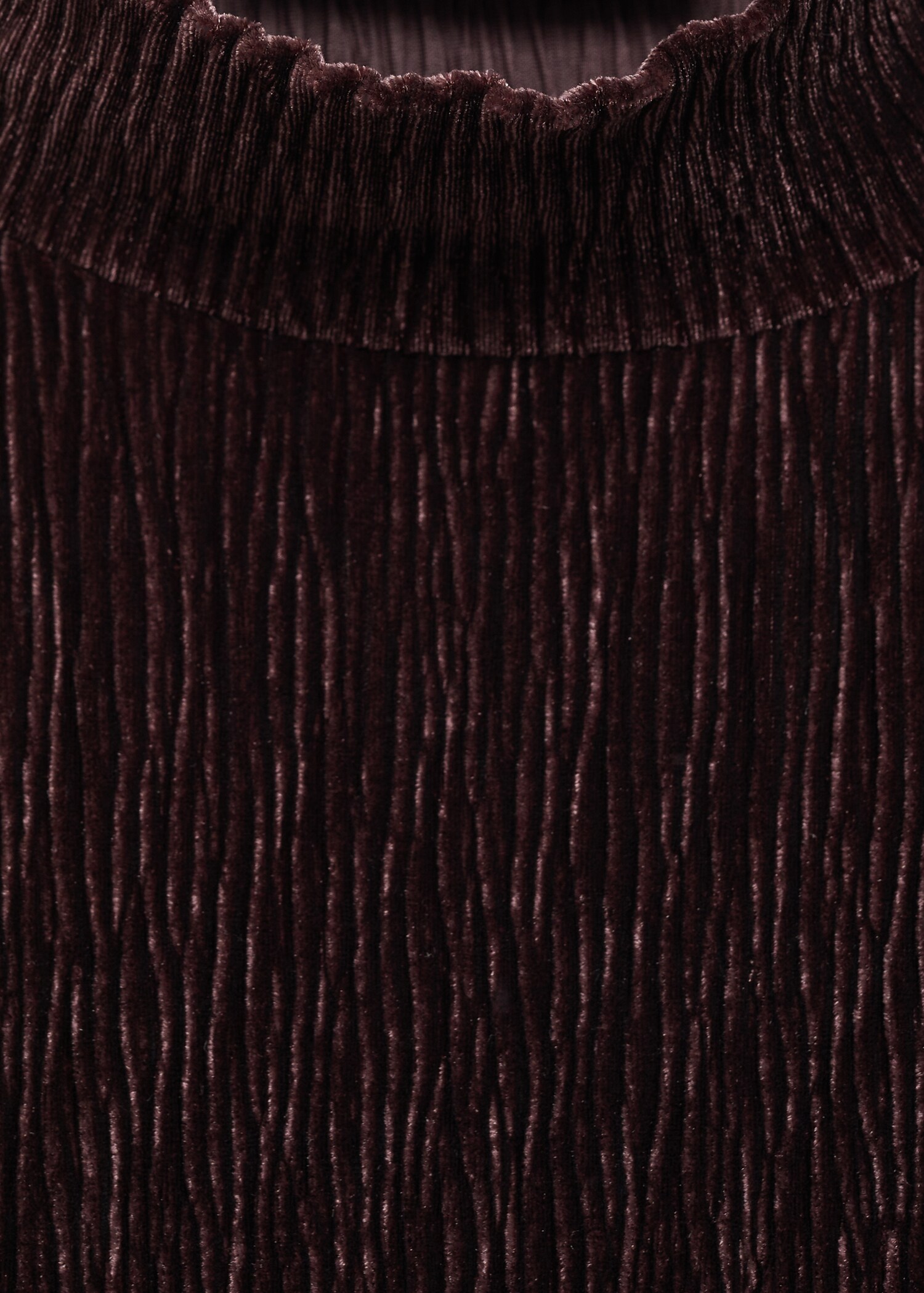 Sametový top se stojáčkem - Detail zboží 8