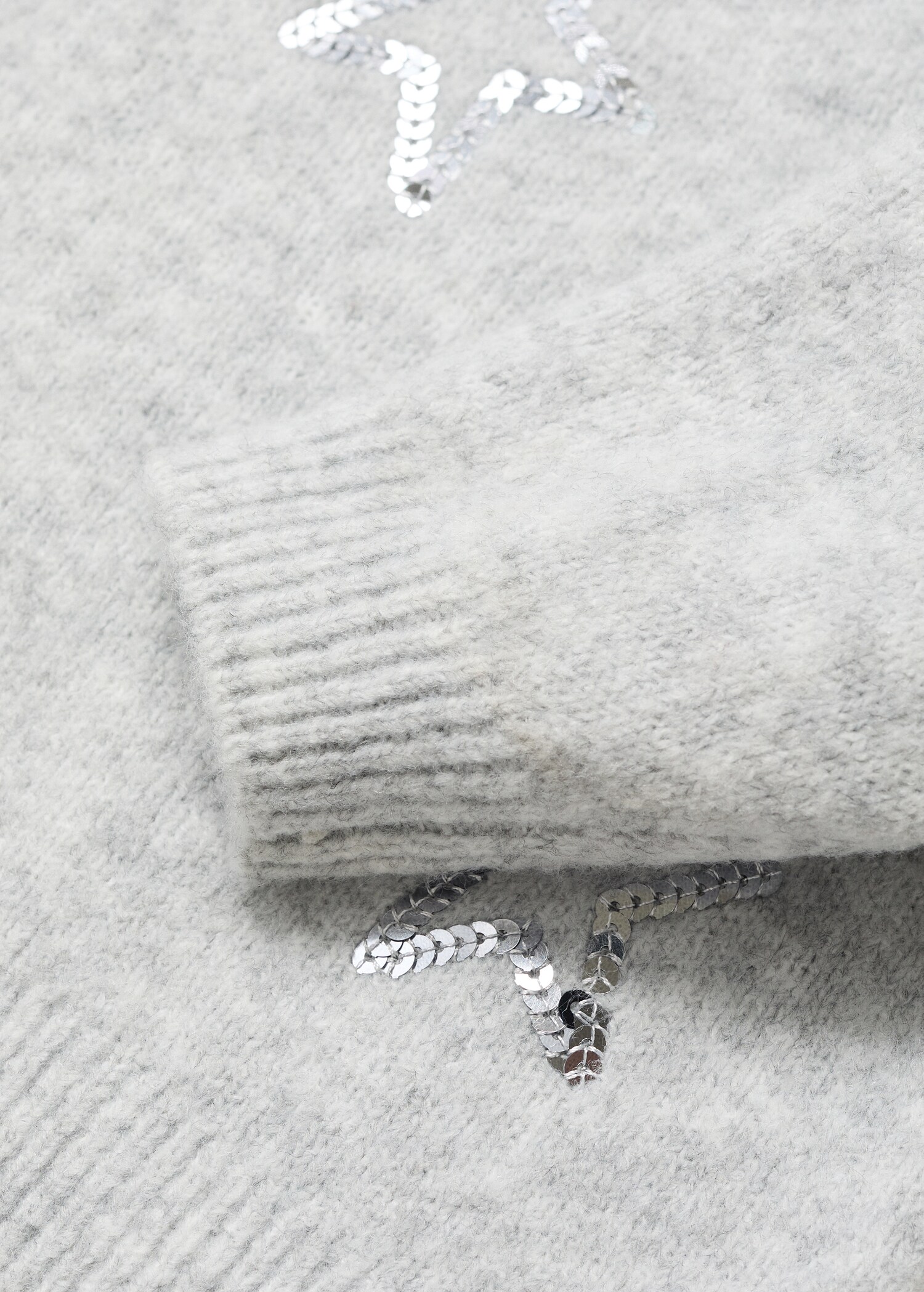 Sweter w gwiazdki z cekinami - Szczegóły artykułu 0