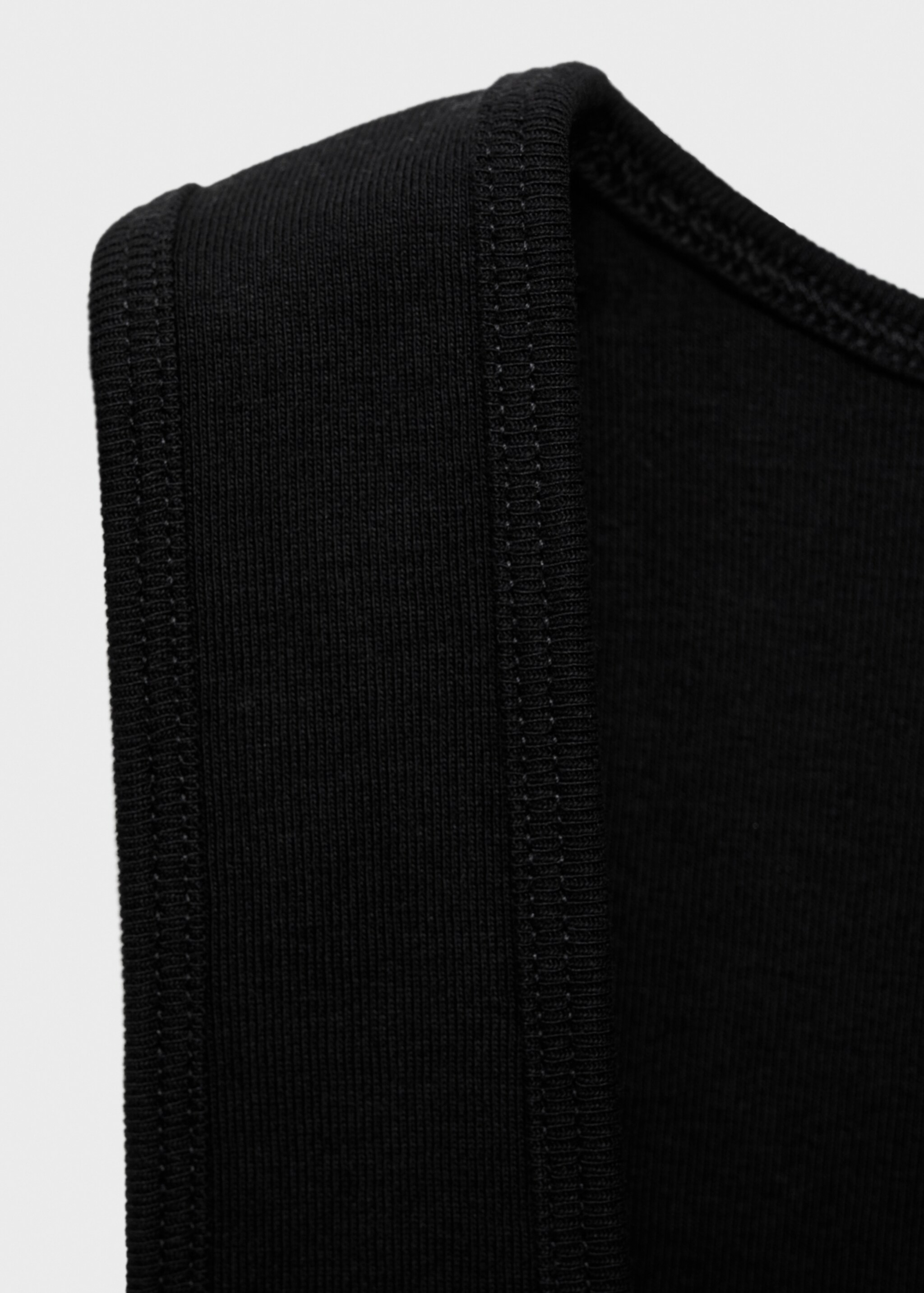 Cotton top with wide straps - Details of the article 0, Black. Ref: 77009407-00.