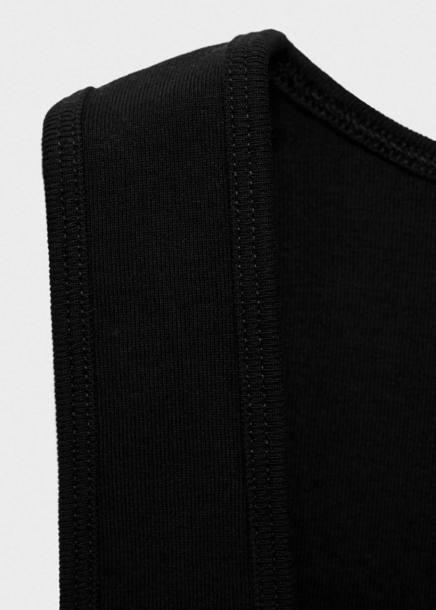 Cotton top with wide straps - Details of the article 0