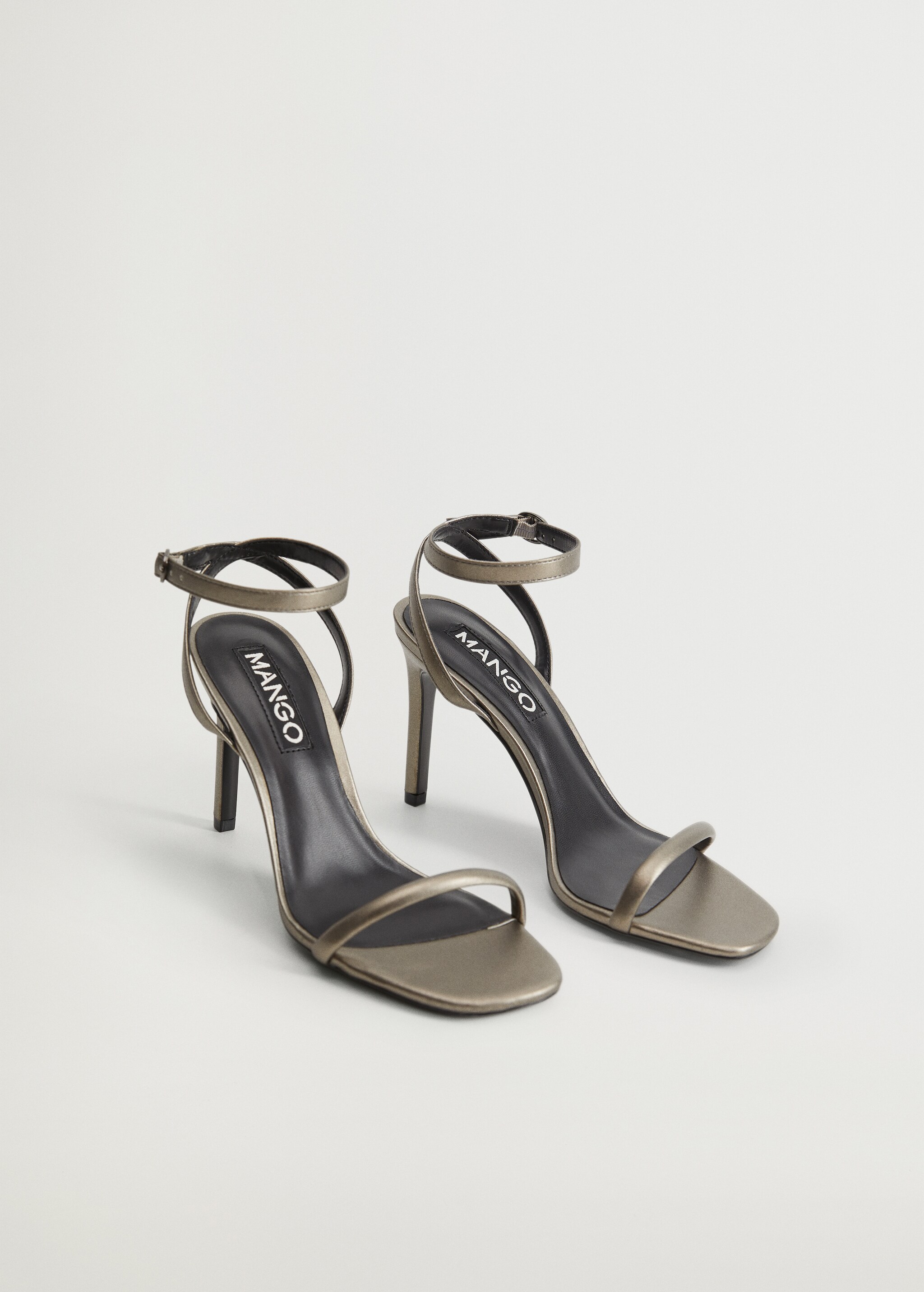 Strappy heeled sandals - Medium plane