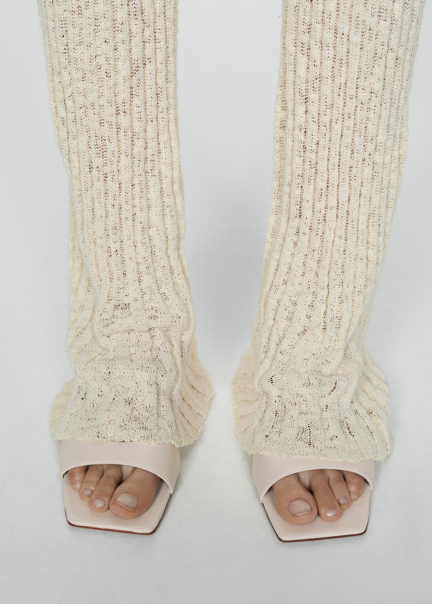 Heel non-structured sandals - Details of the article 9