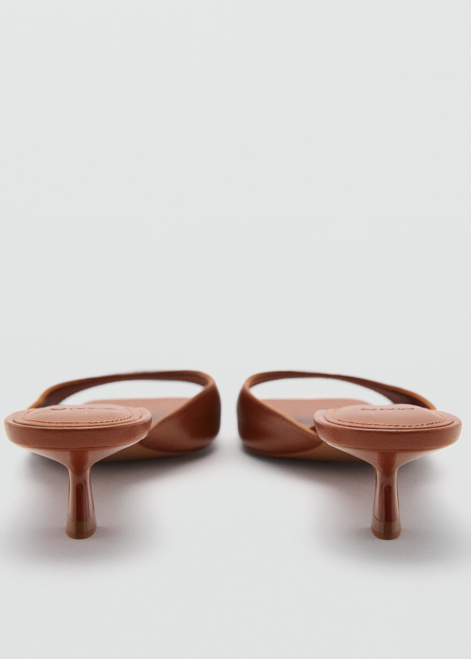 Heel non-structured sandals - Details of the article 1