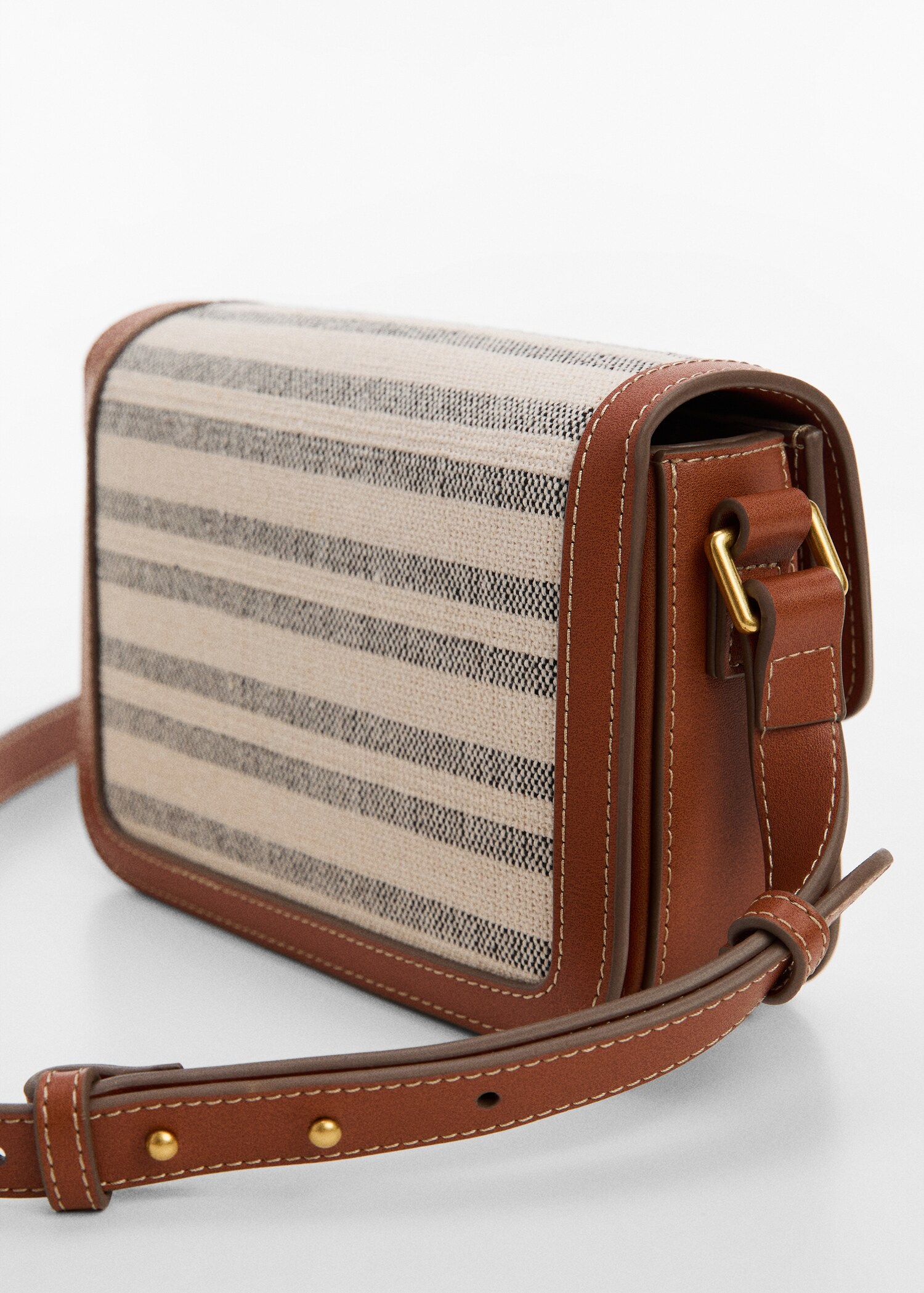 Crossbody bag with flap - Details of the article 1