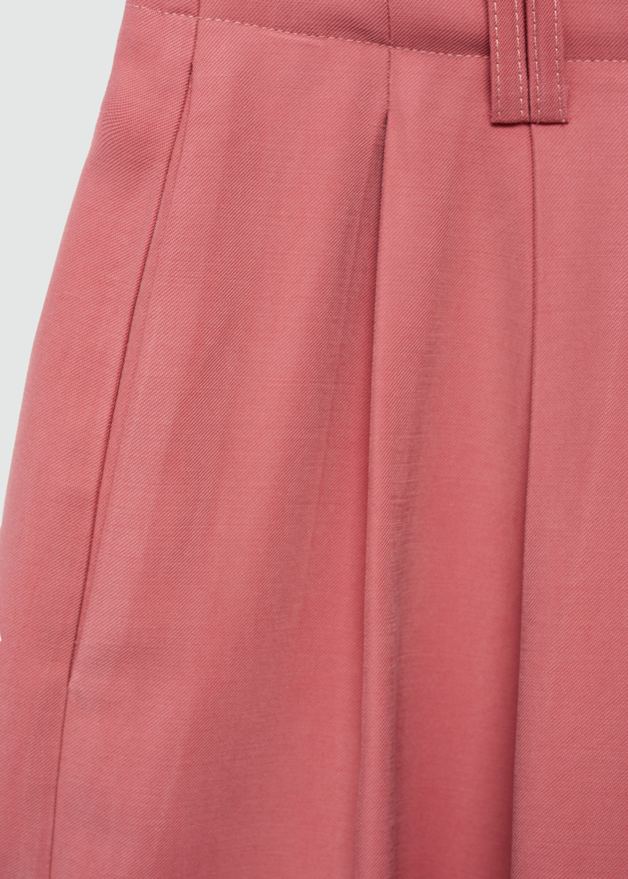 Bundfaltenshorts mit mittlerer Bundhöhe - Detail des Artikels 8