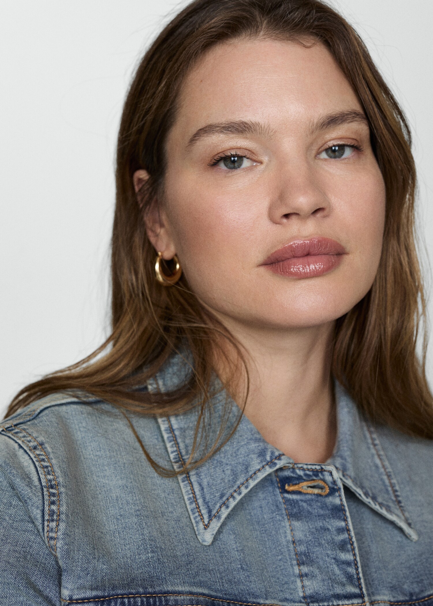 Pocketed denim jacket - Details of the article 4