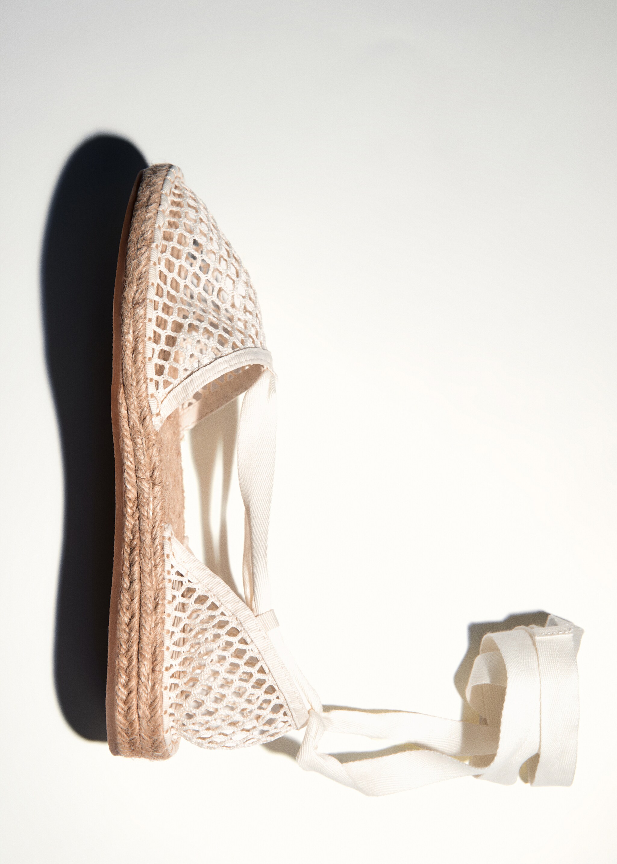 Opengewerkte espadrille - Detail van het artikel 5