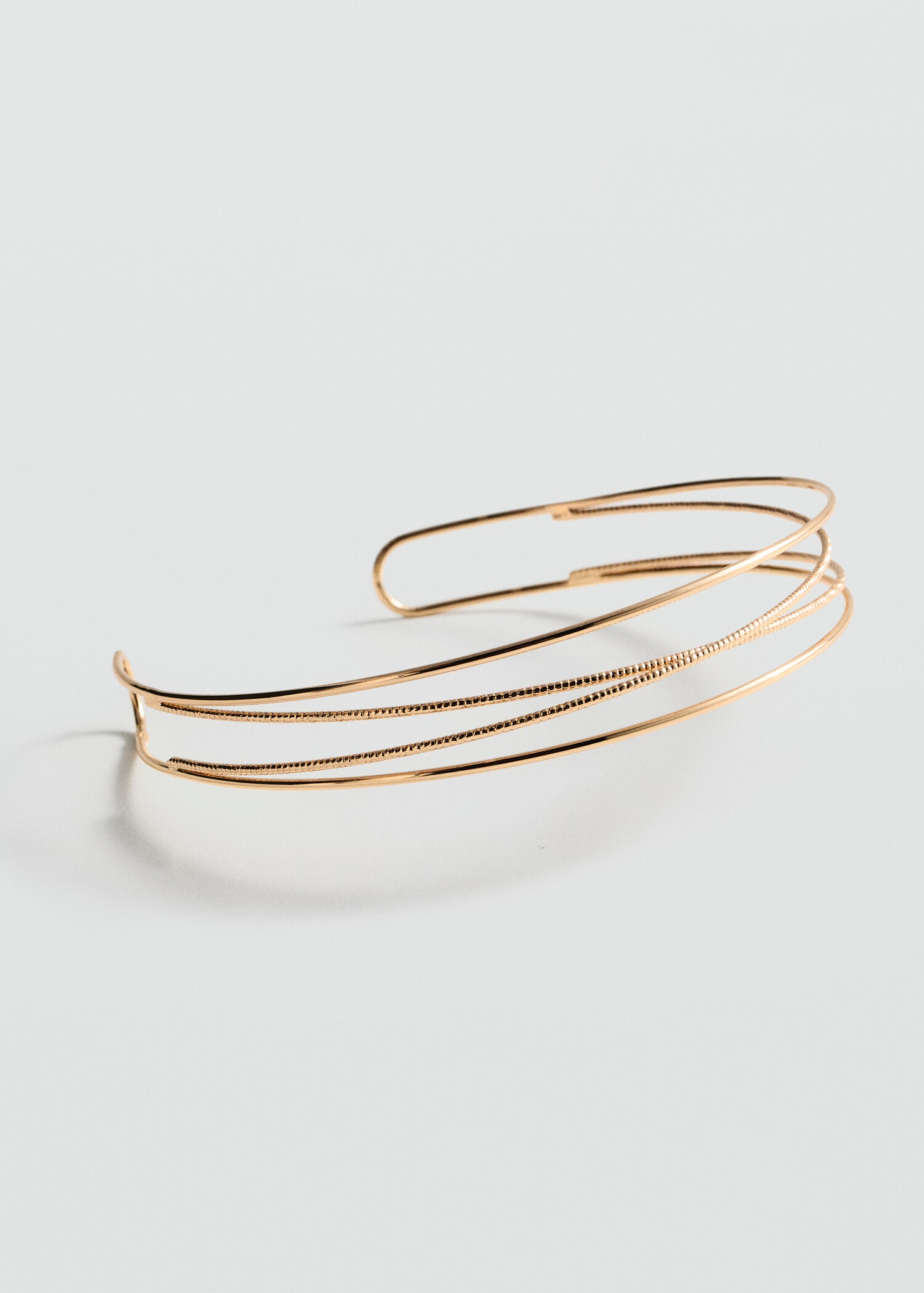 Collier ras-de-cou rigide - Plan moyen