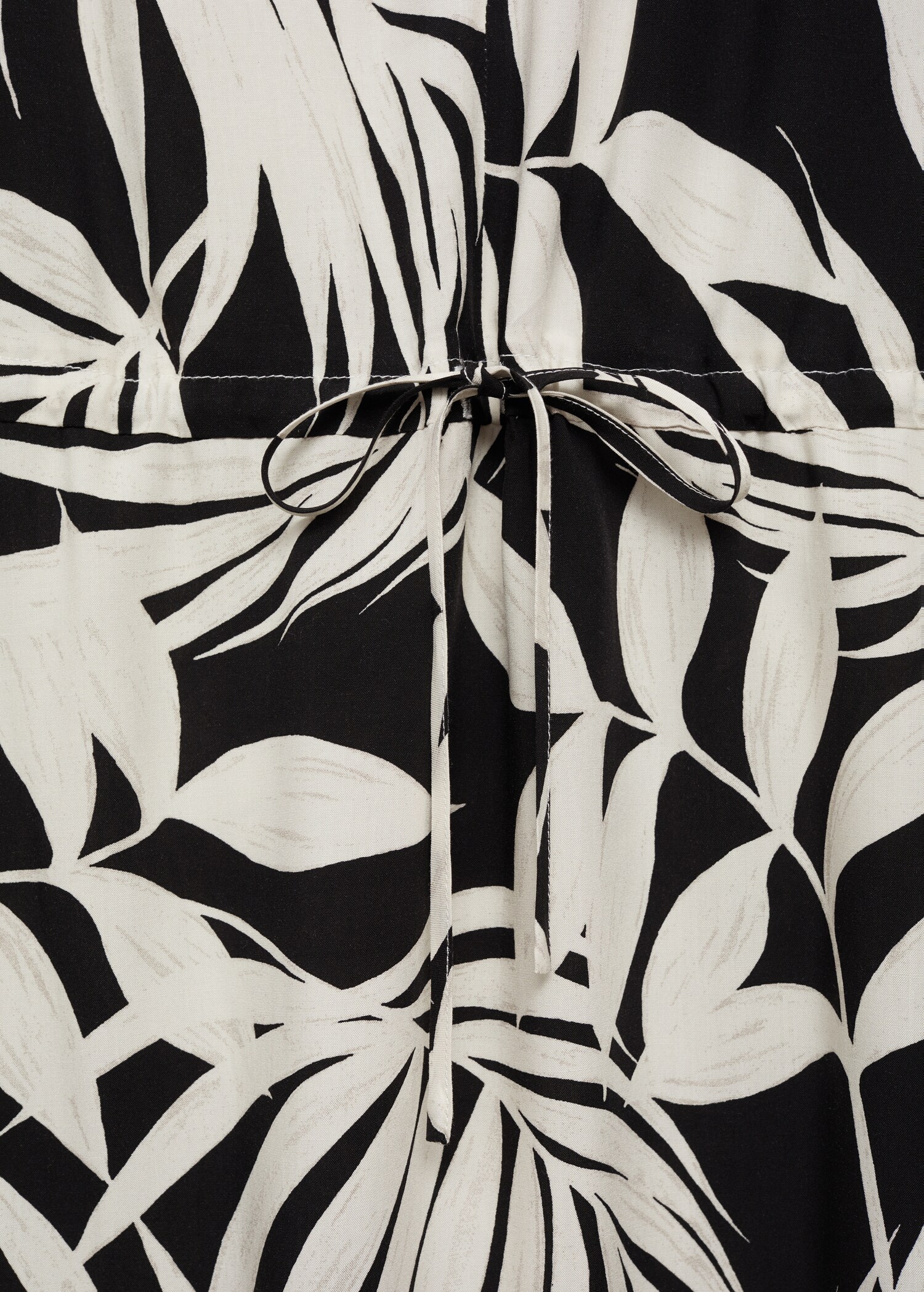 Bedrucktes Kleid mit Schleifen - Detail des Artikels 8