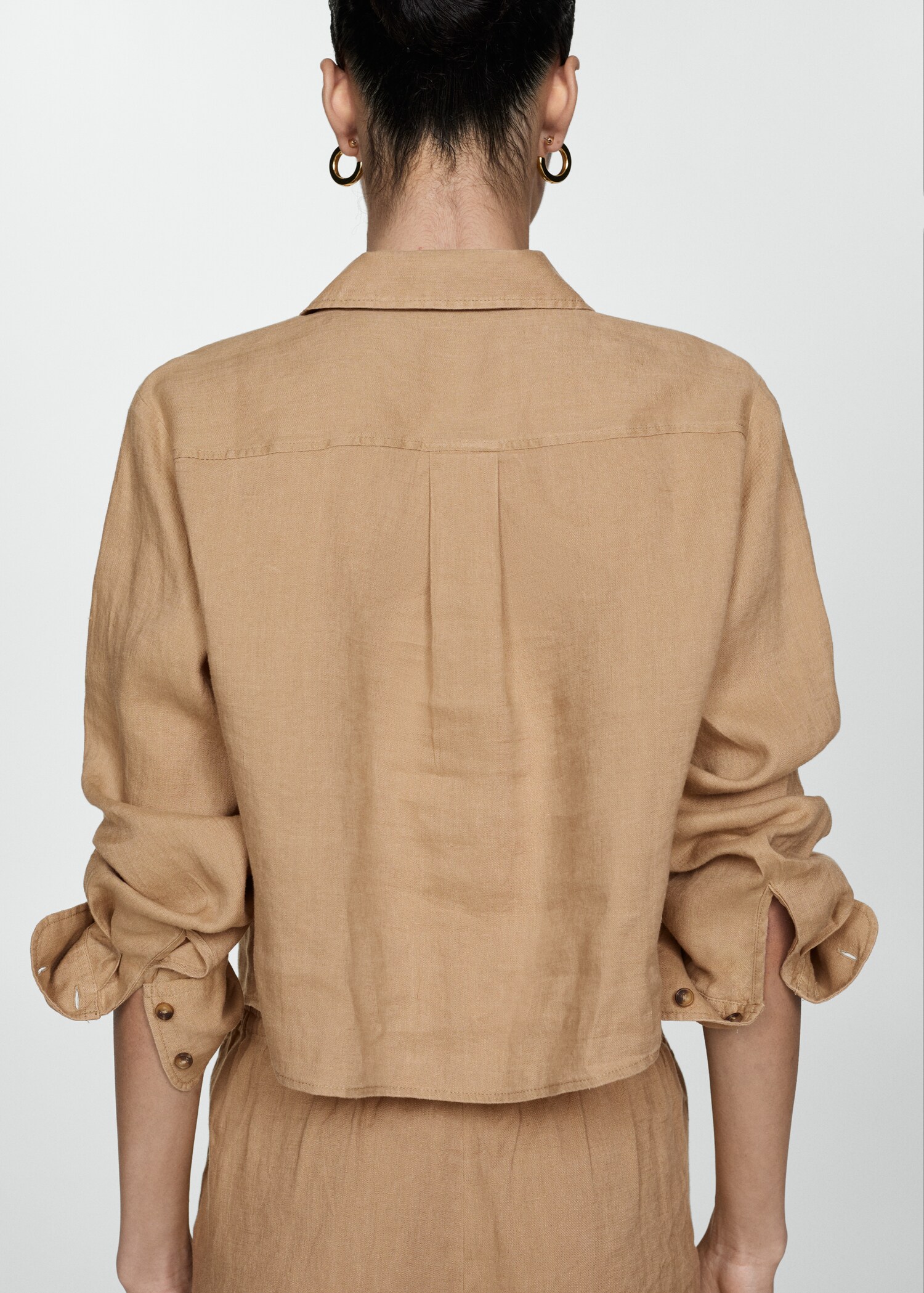 Camisa crop lino - Reverso del artículo