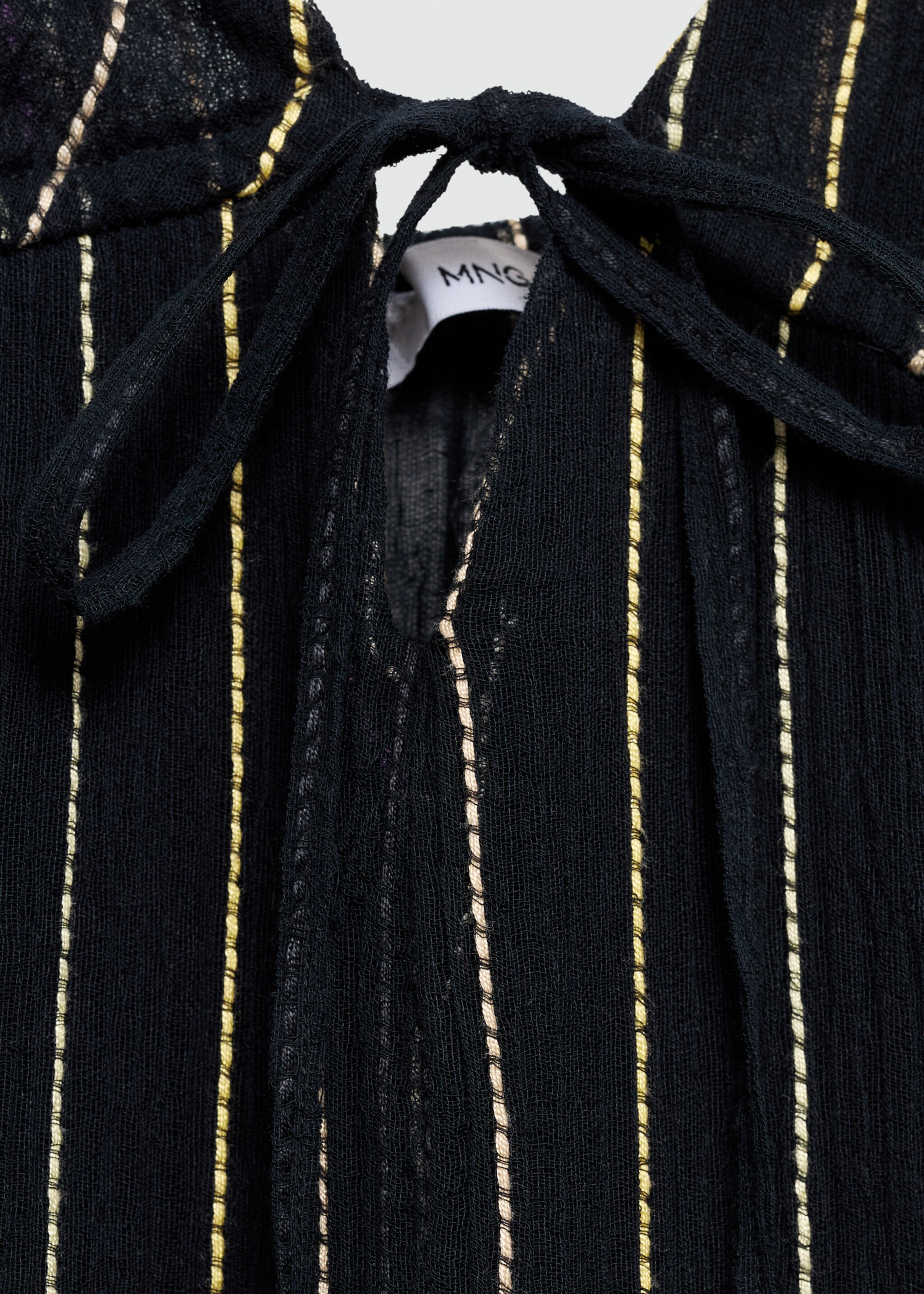 Robe bretelles coutures décoratives - Détail de l'article 8