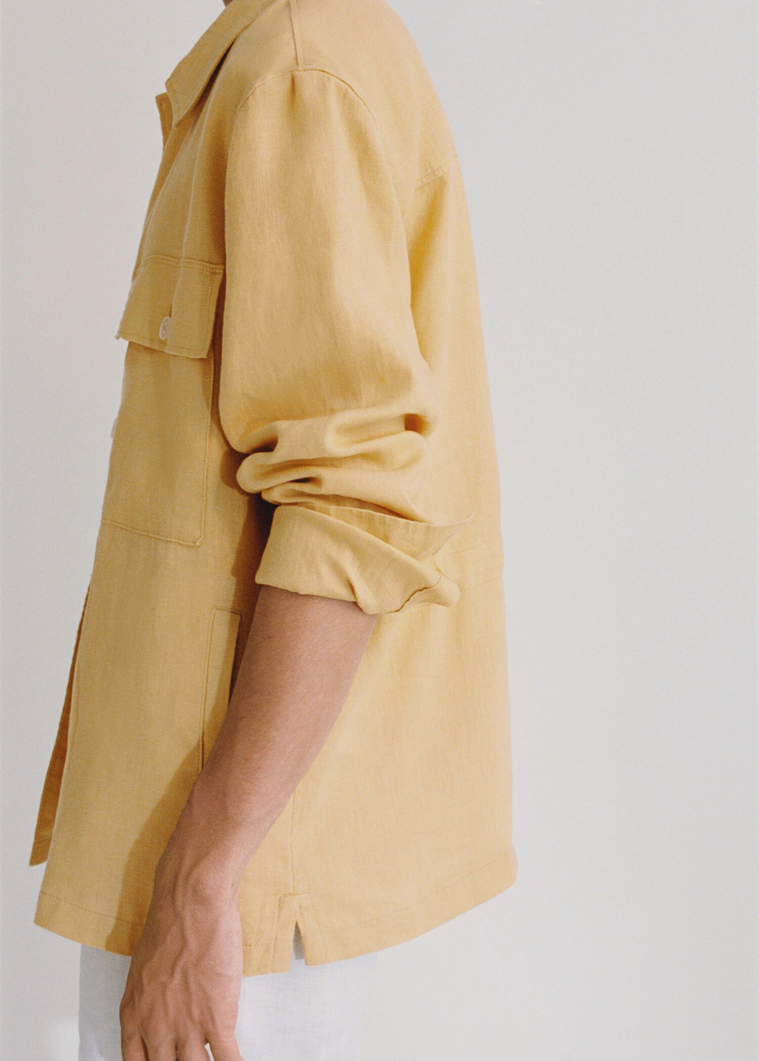 100% linen overshirt with pockets - Details of the article 3