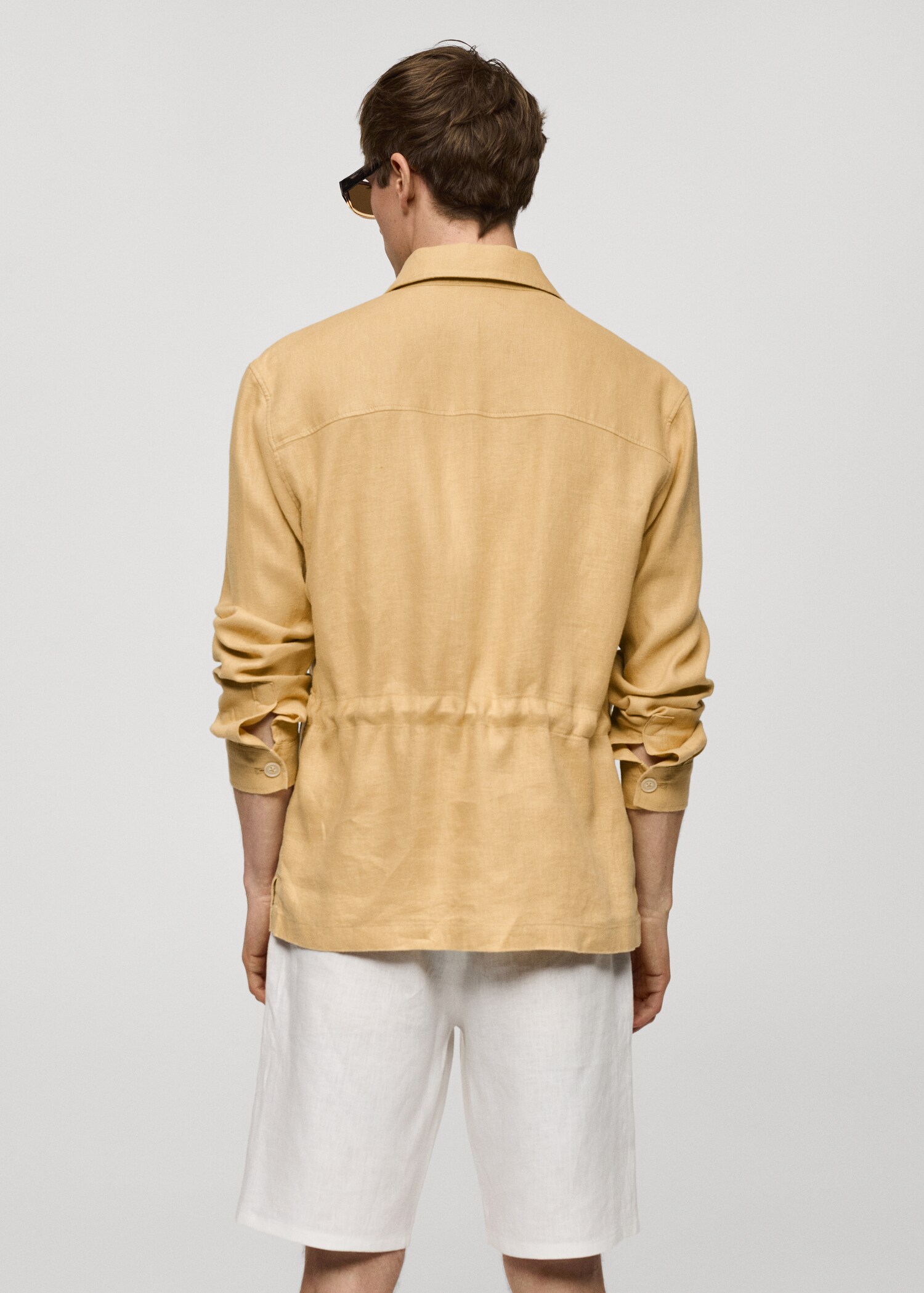 100% linen overshirt with pockets - Reverse of the article