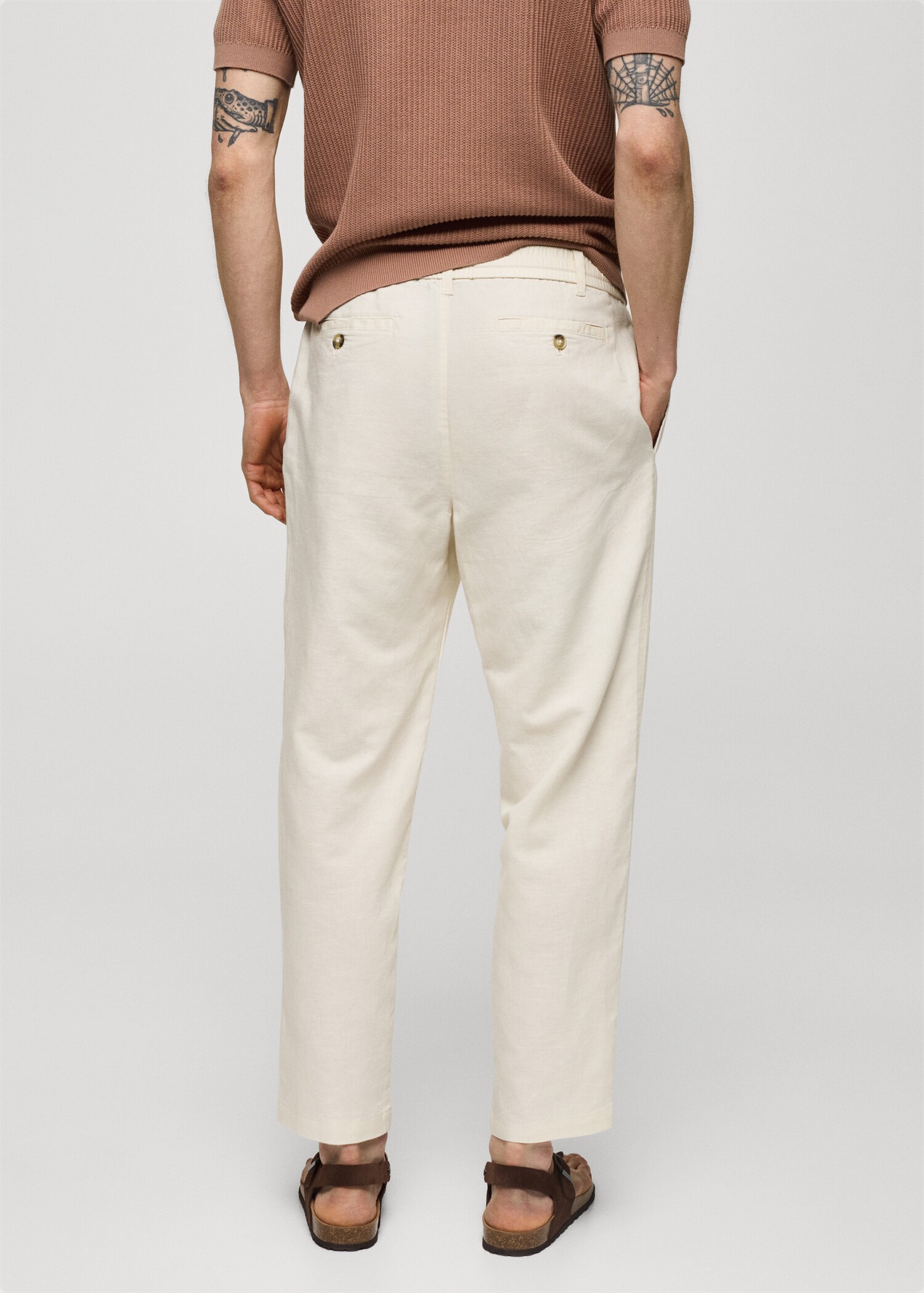 Slim Fit-Leinenhose mit Kordel - Rückseite des Artikels