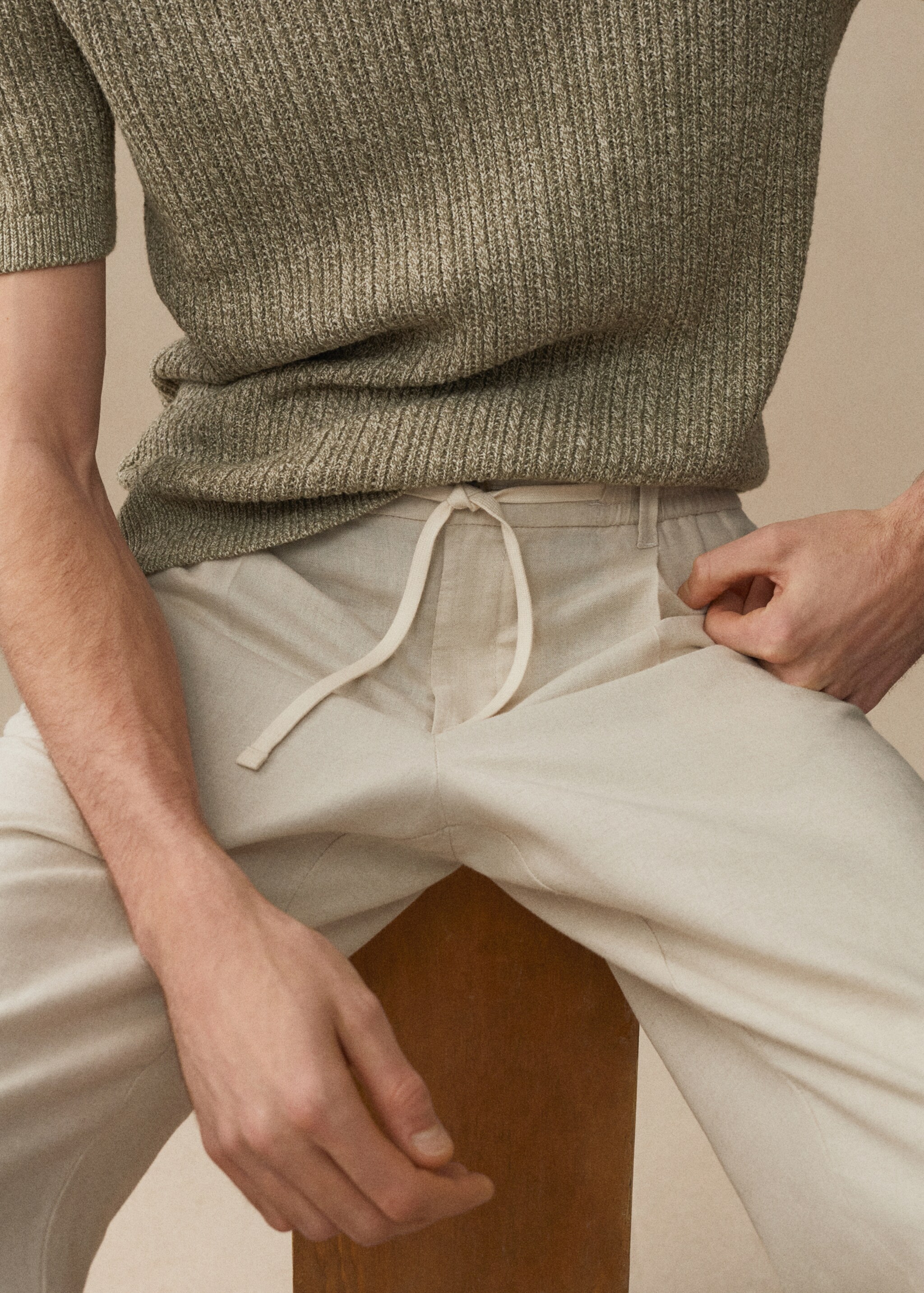 Slim Fit-Leinenhose mit Kordel - Detail des Artikels 5