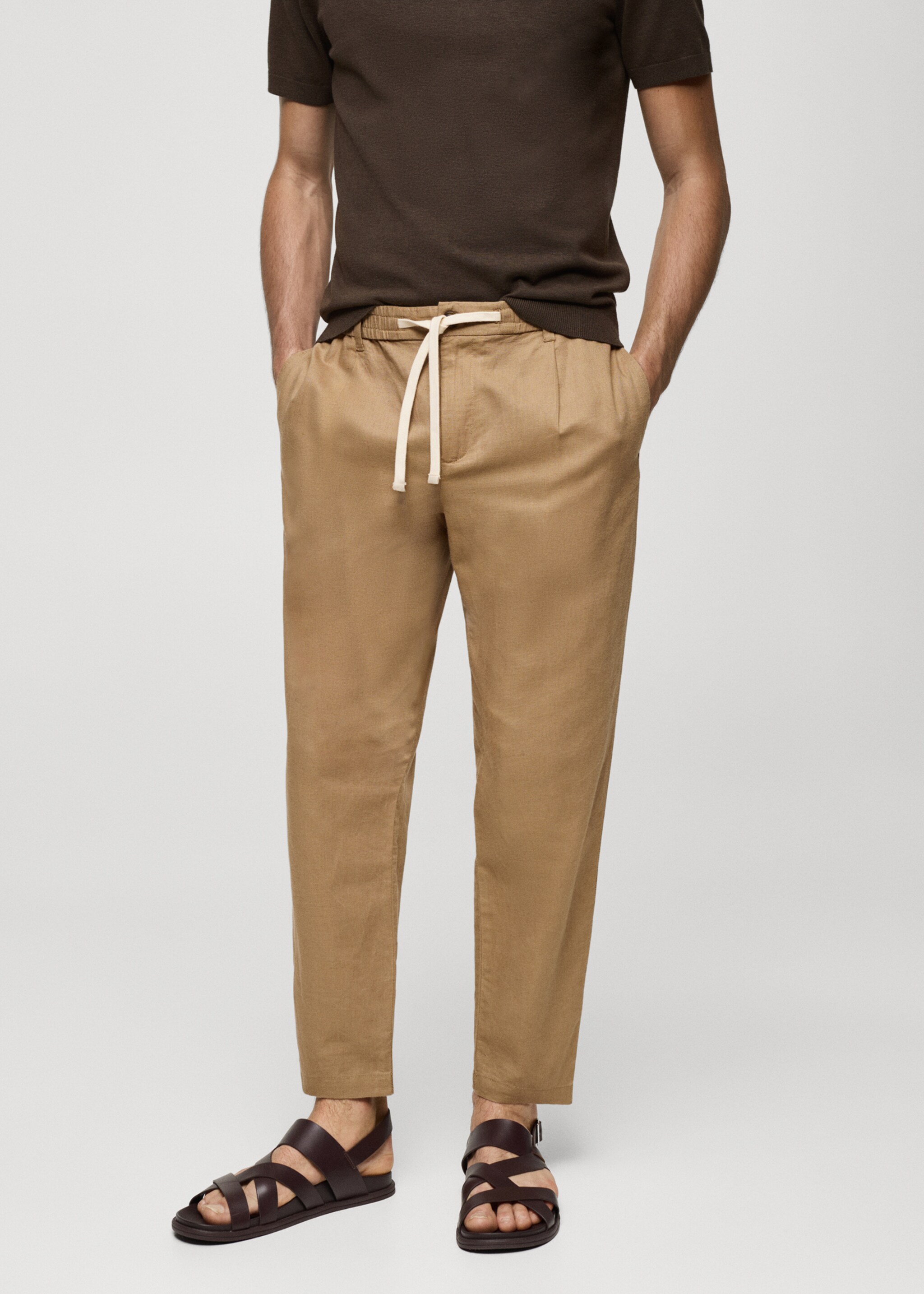 Slim-fit trousers with drawstring - Medium plane, Tobacco Brown. Ref: 77010569-00.