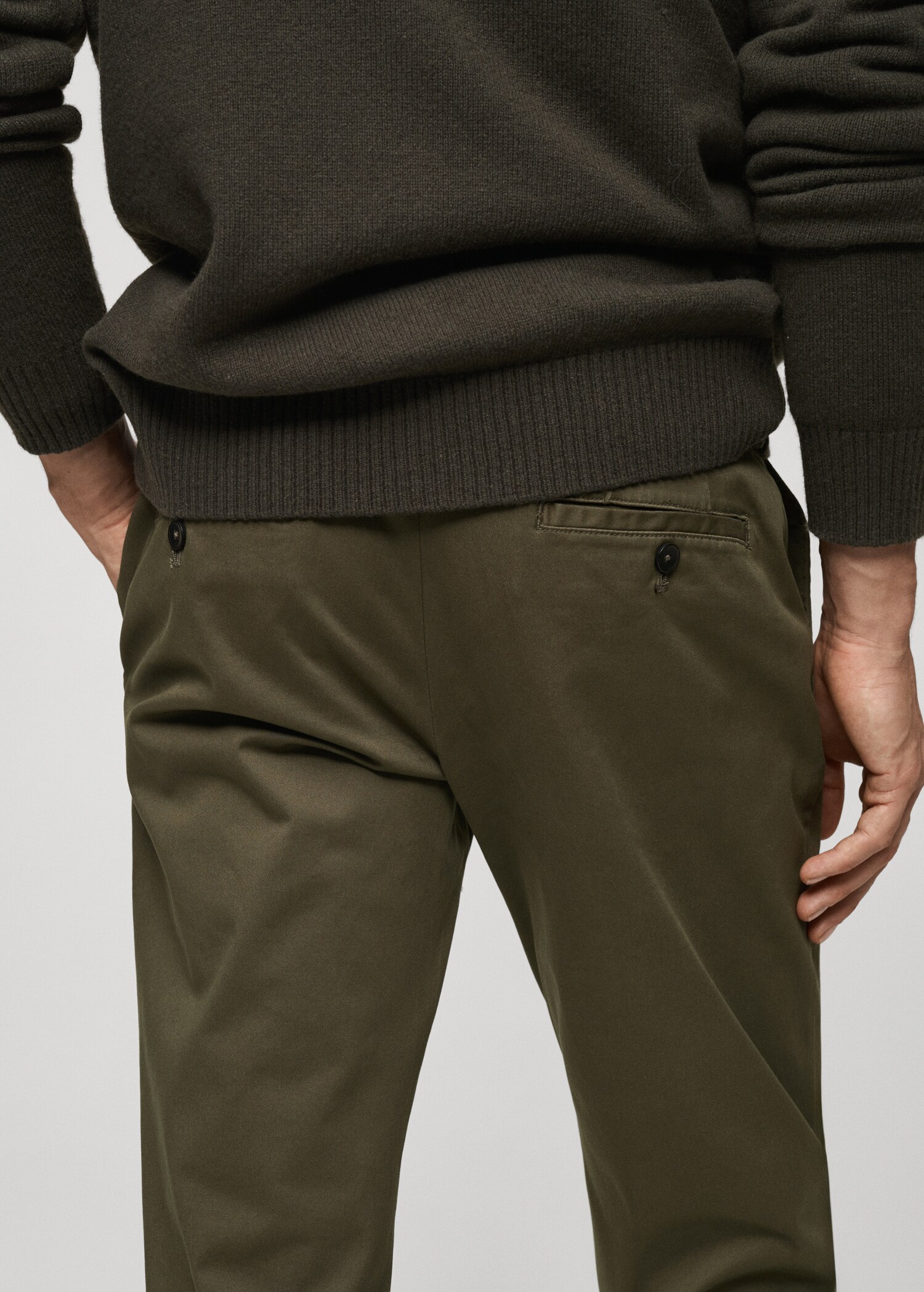 Cotton tapered crop trousers - Details of the article 6