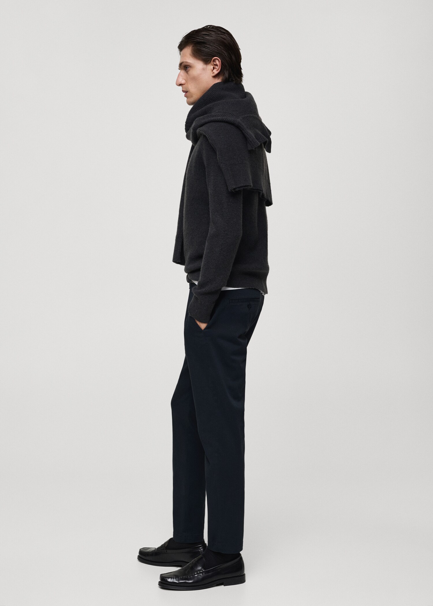 Cotton tapered crop trousers - Details of the article 2